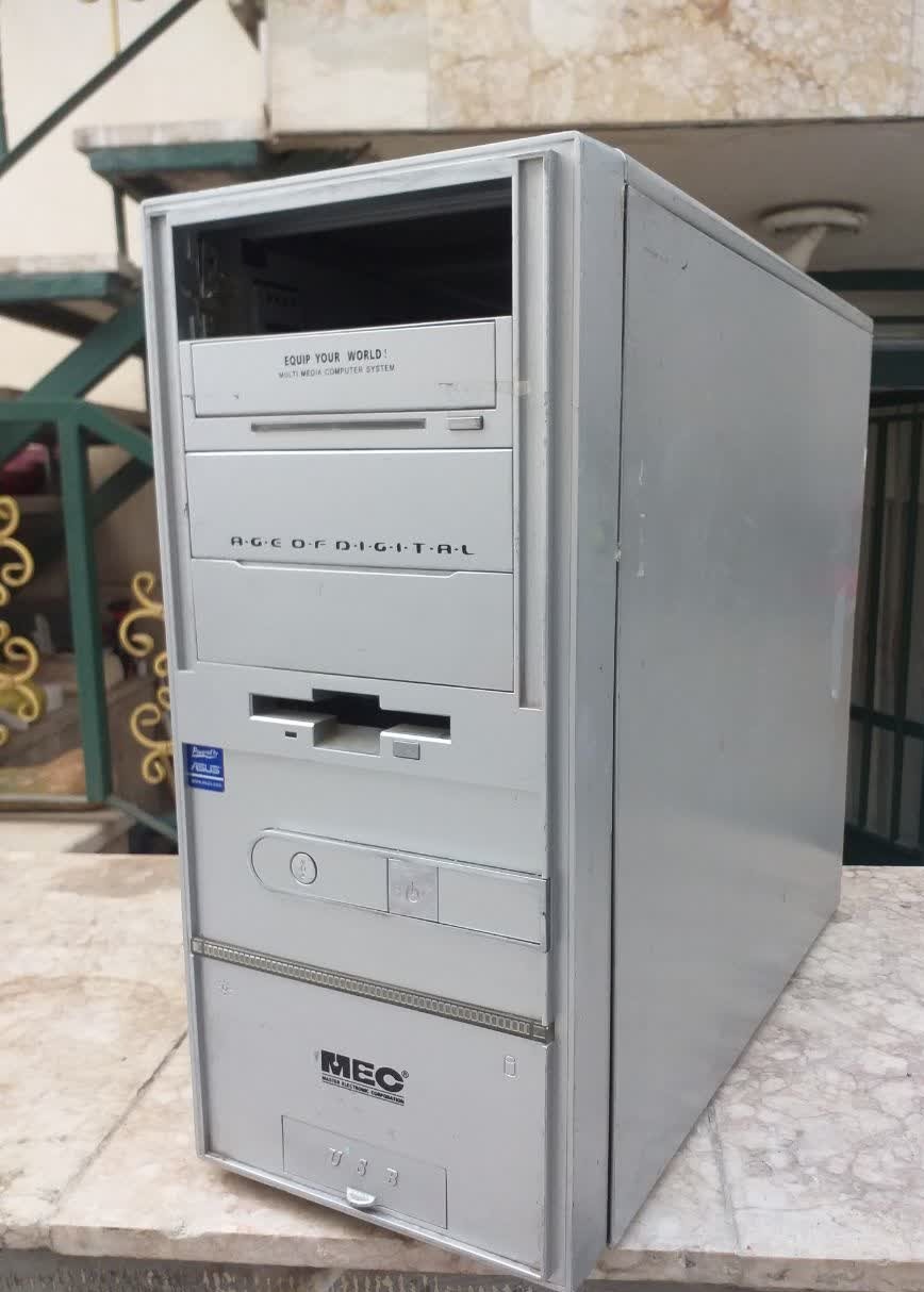کیس خالی مستحکم نقره ای Mec ( توضیحات )