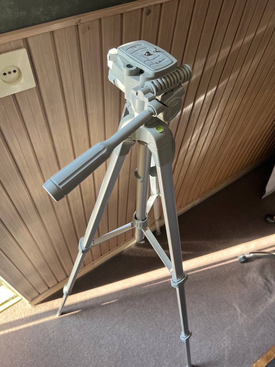 3 پایه دوربین سومیتا مناسب عکاسی و فیلمبرداری