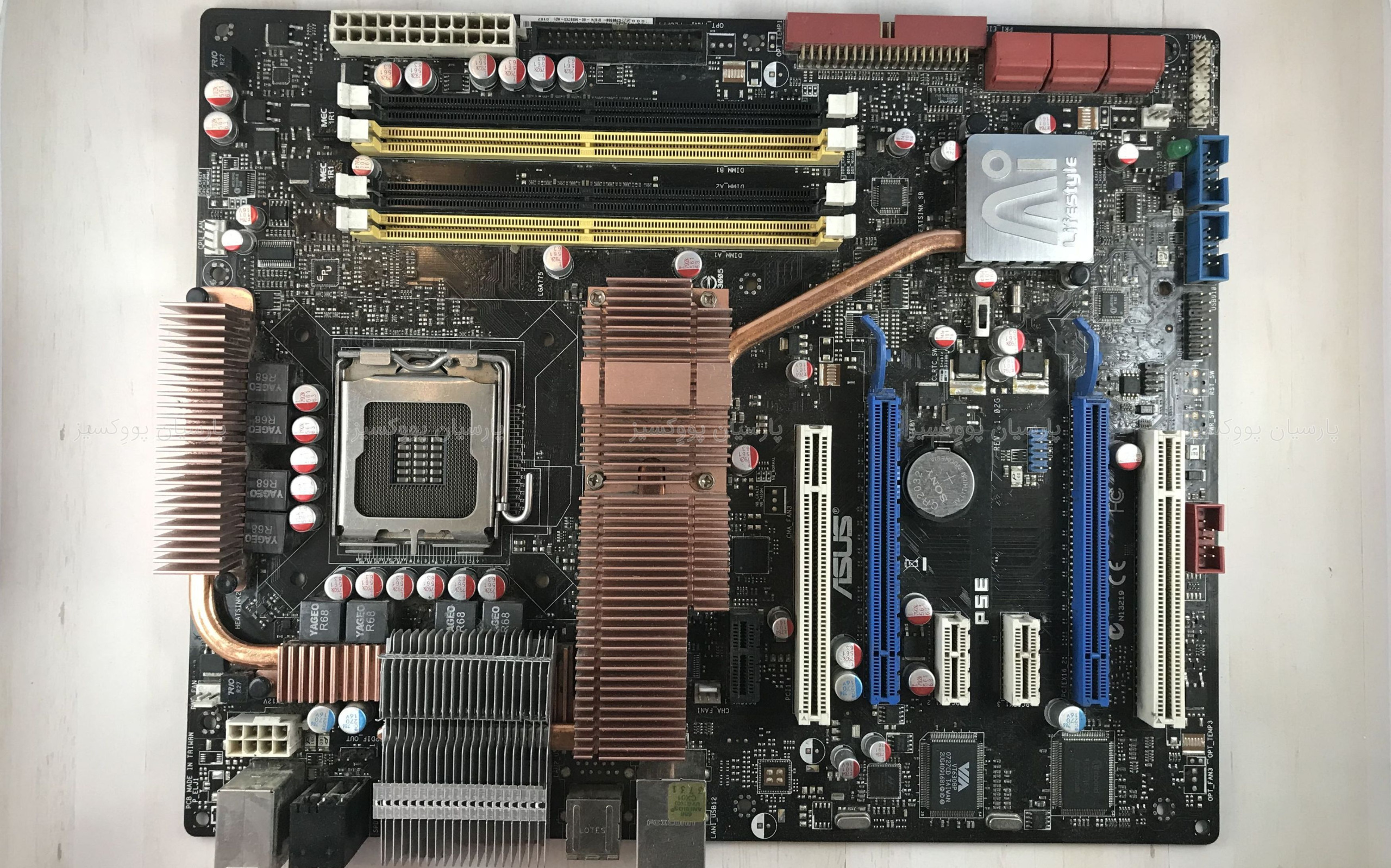 مادربرد حرفه ای ASUS P5E سوکت 775 تمیز