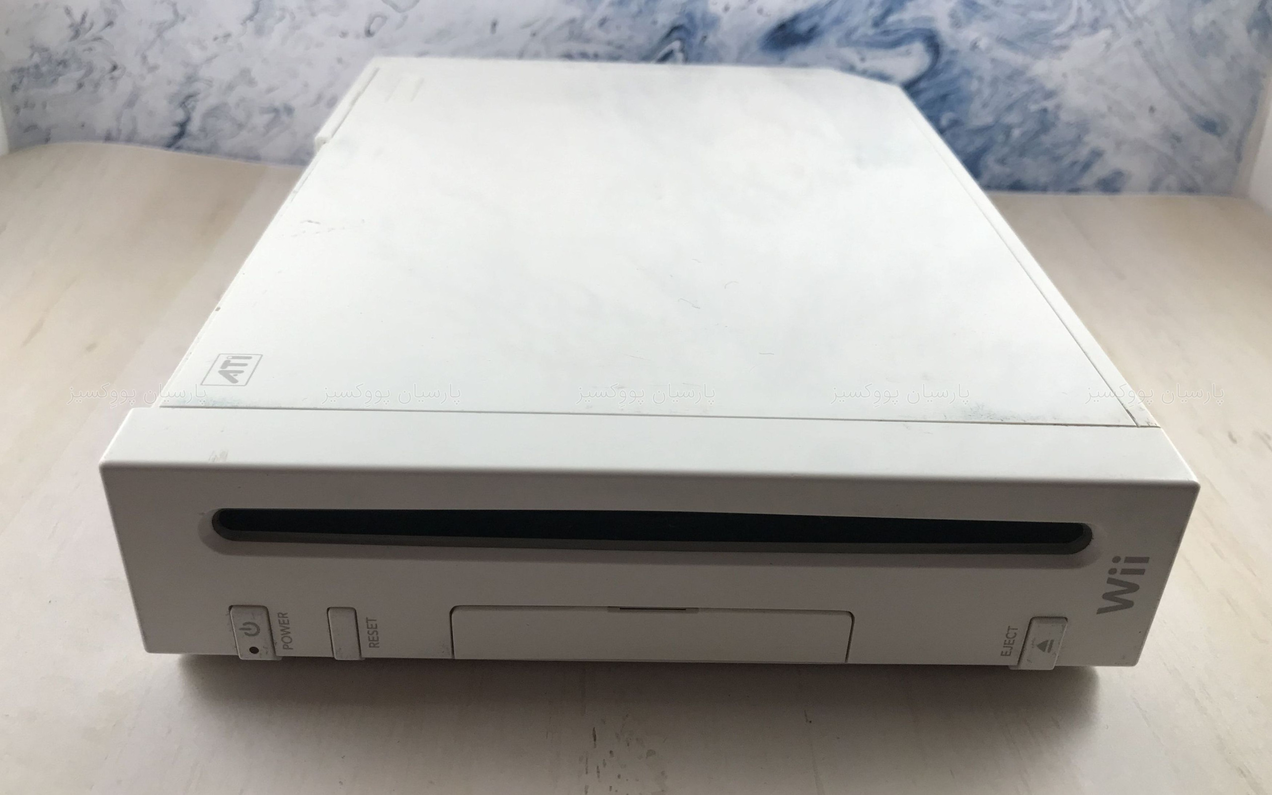 Nintendo Wii همراه Wii Fit و تجهیزات جانبی بسیار