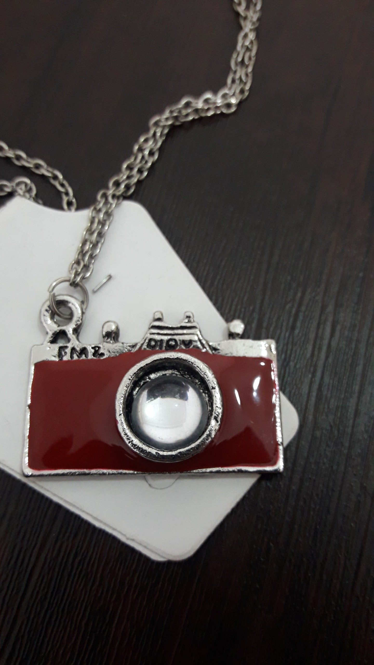 گردنبند طرح دوربین