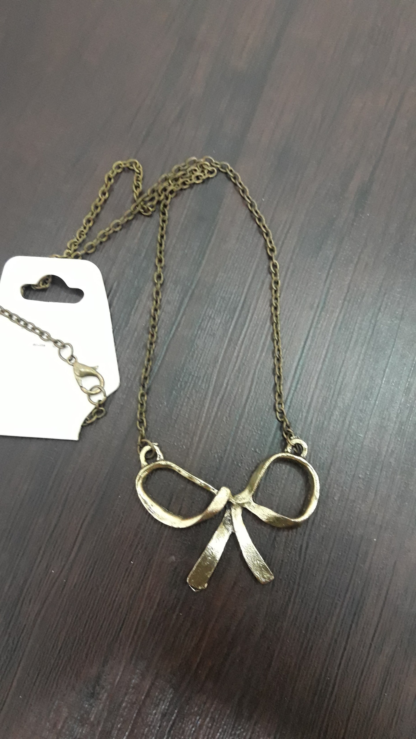 گردنبند طرح پاپیون توضیحات خوانده شود