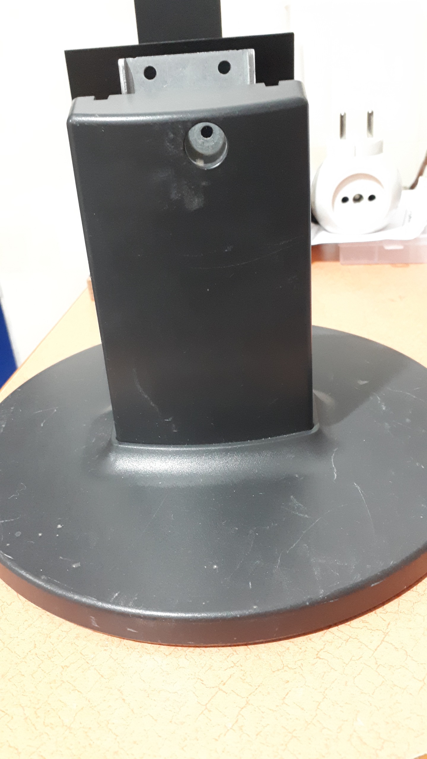 پایه ال سی دی دایره ای