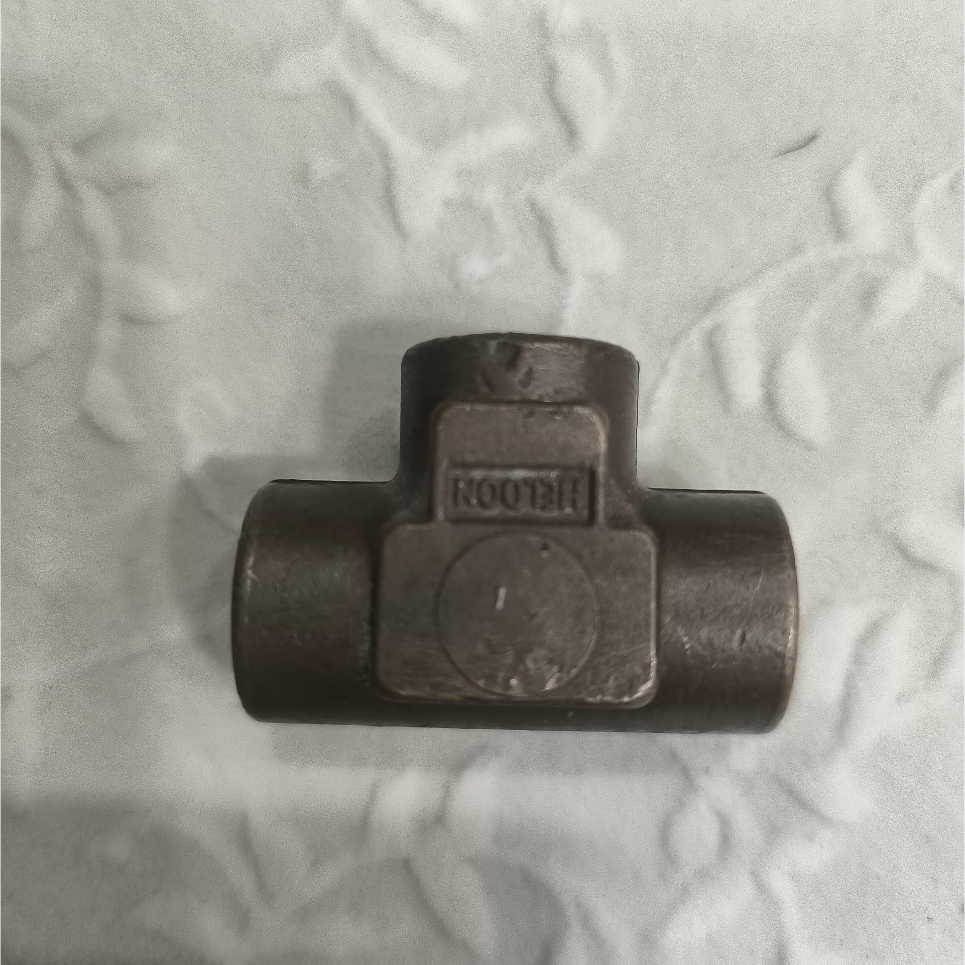 سه راهی یا تی رزوه ای براس