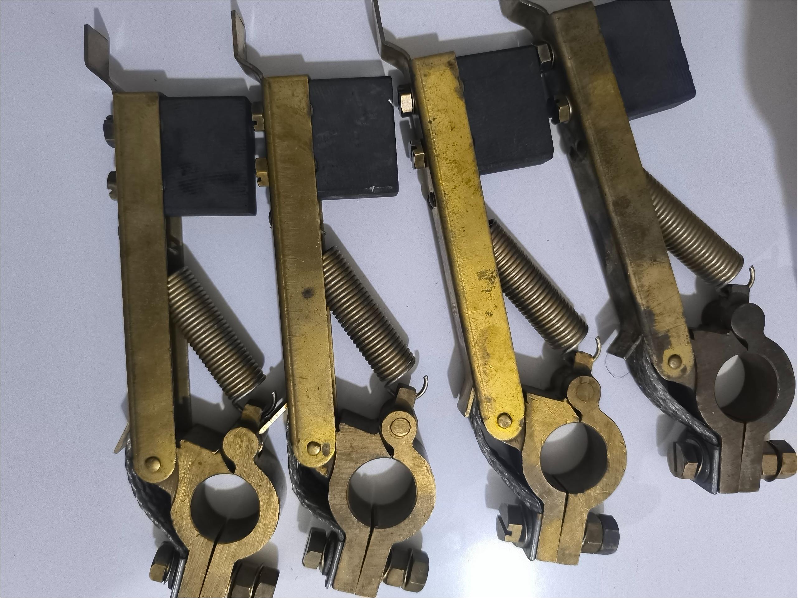 اهرم زغال الکترو موتور