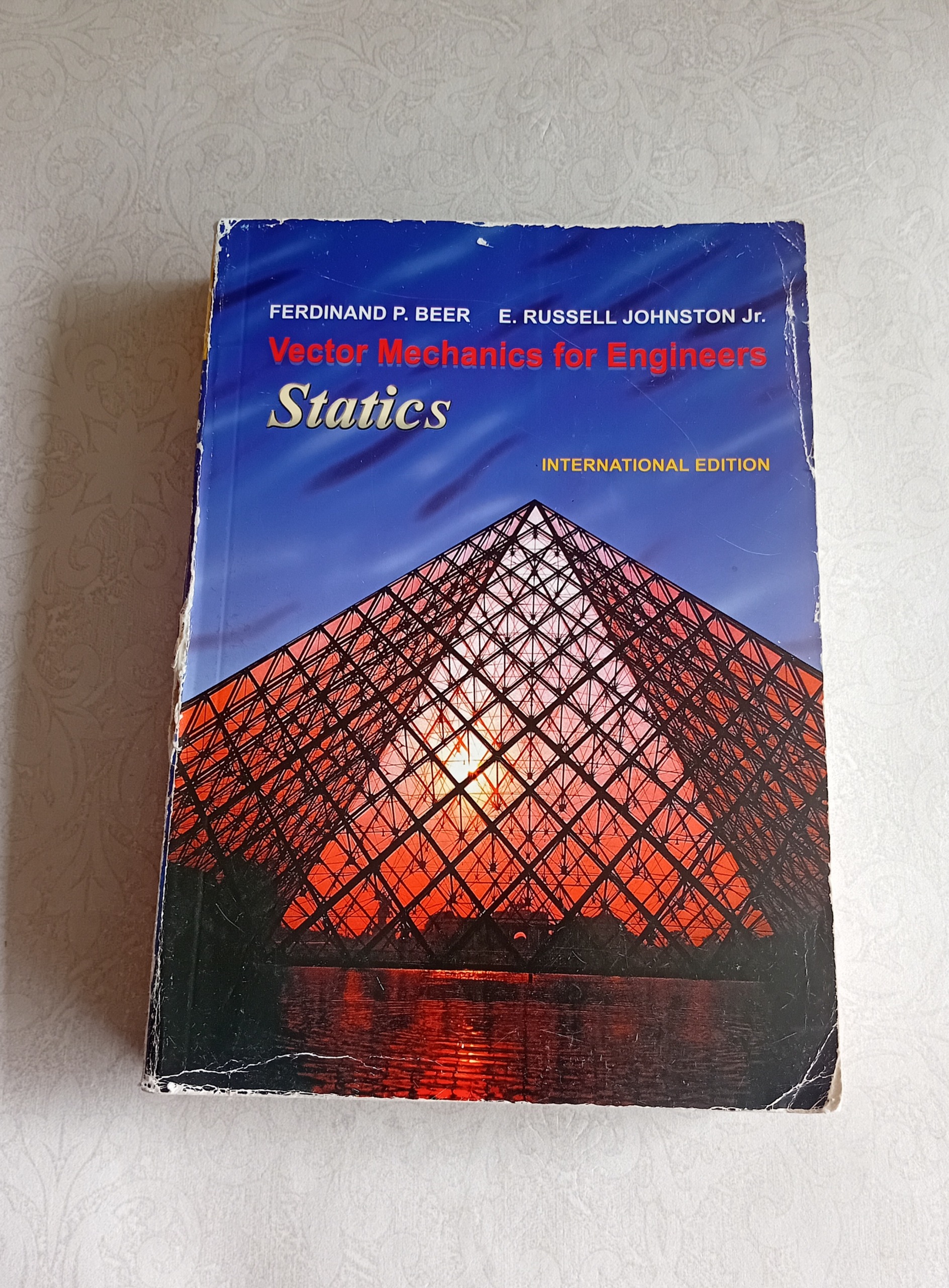 استاتیک؛ مکانیک برداری برای مهندسان (انگلیسی)