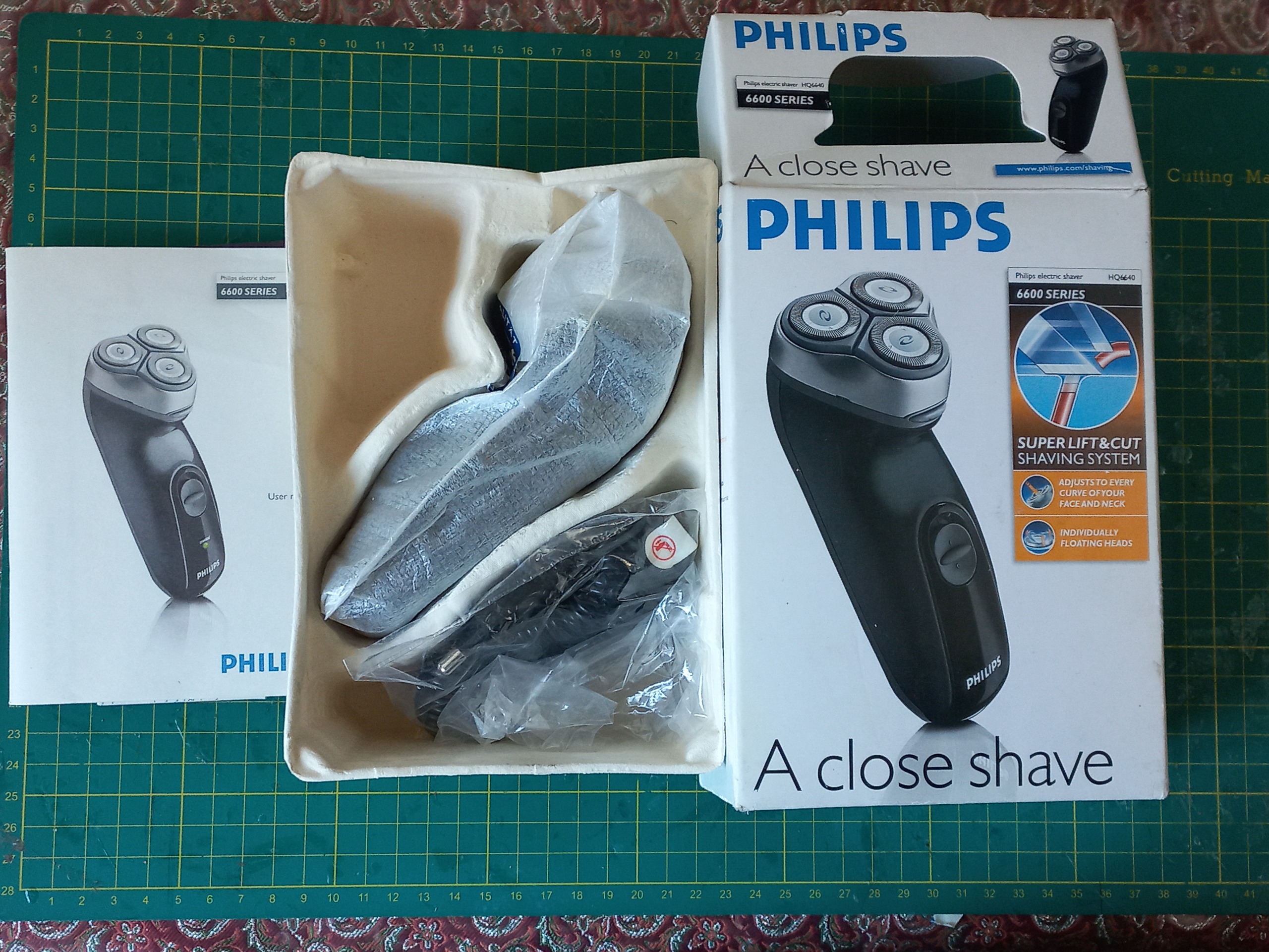 ریش تراش فیلیپس برقی