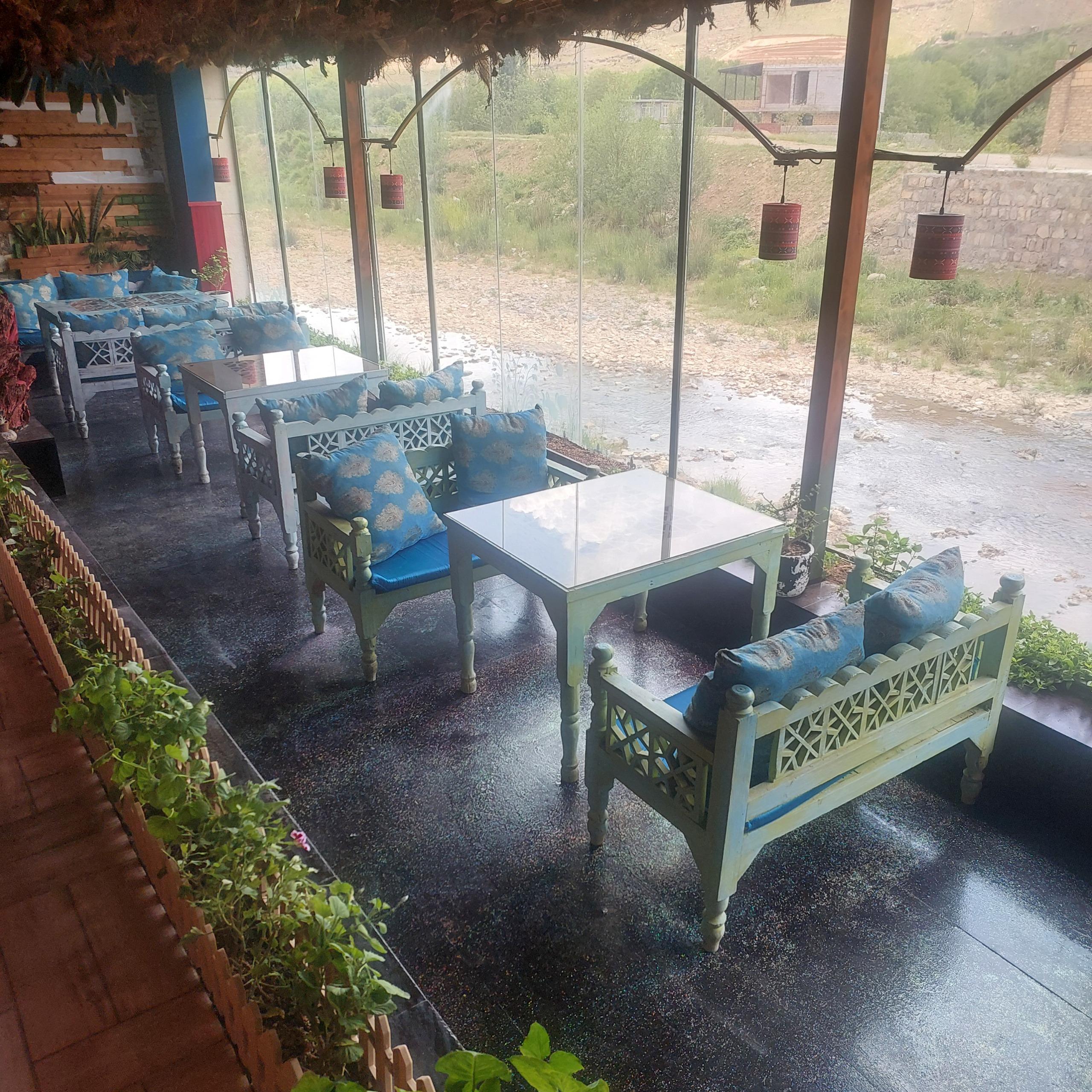 نیمکت سنتی چوب روس سفارشی