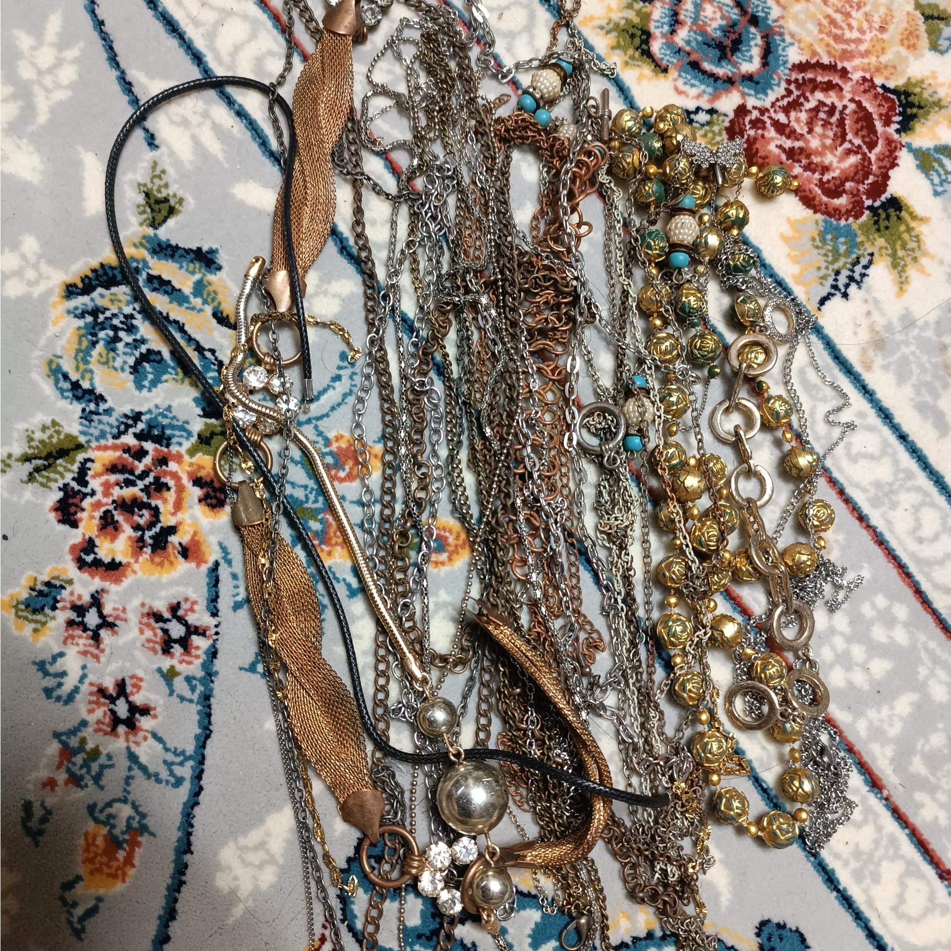 زنجیرهای قدیمی آنتیک