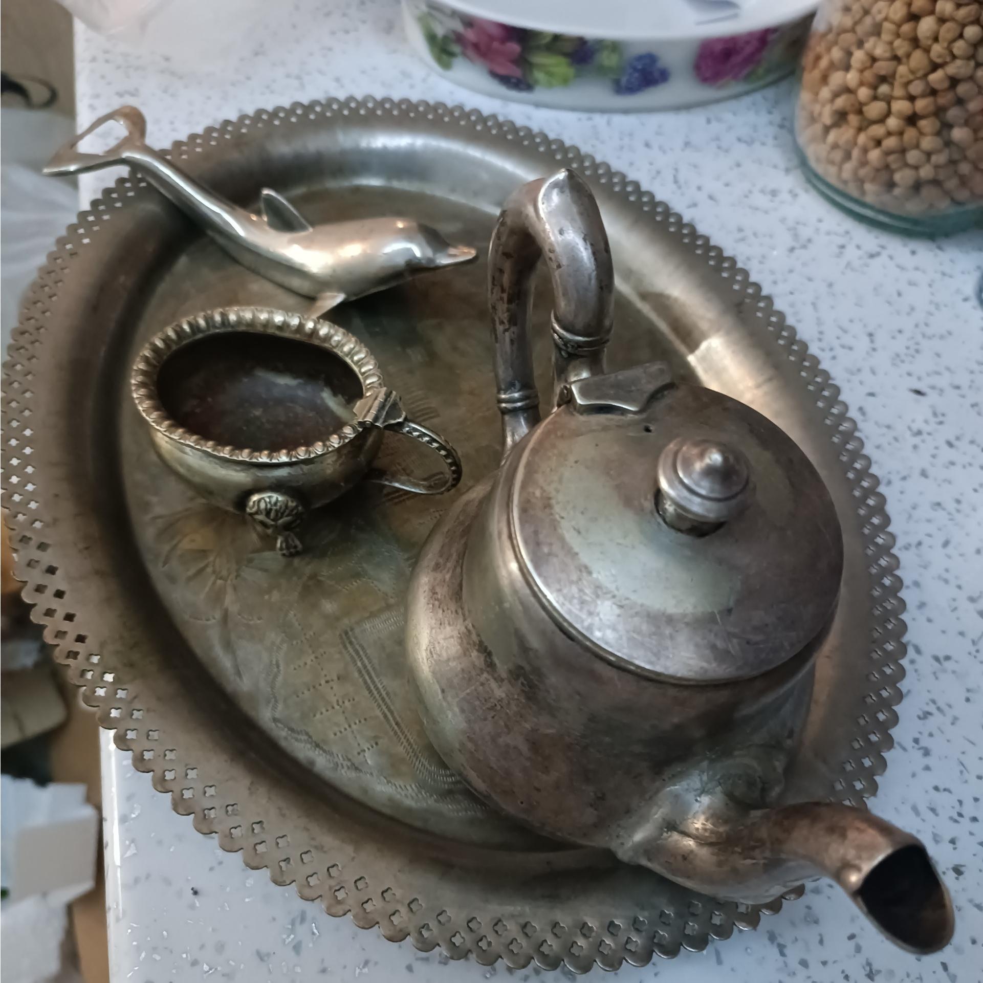 ست قوری قندون دربازکن نوربلین به همراه سینی برنجی