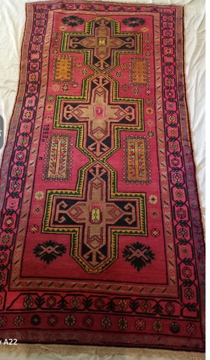 قالیچه آذربایجان تاریخ دار ( دست باف) نیمه آنتیک