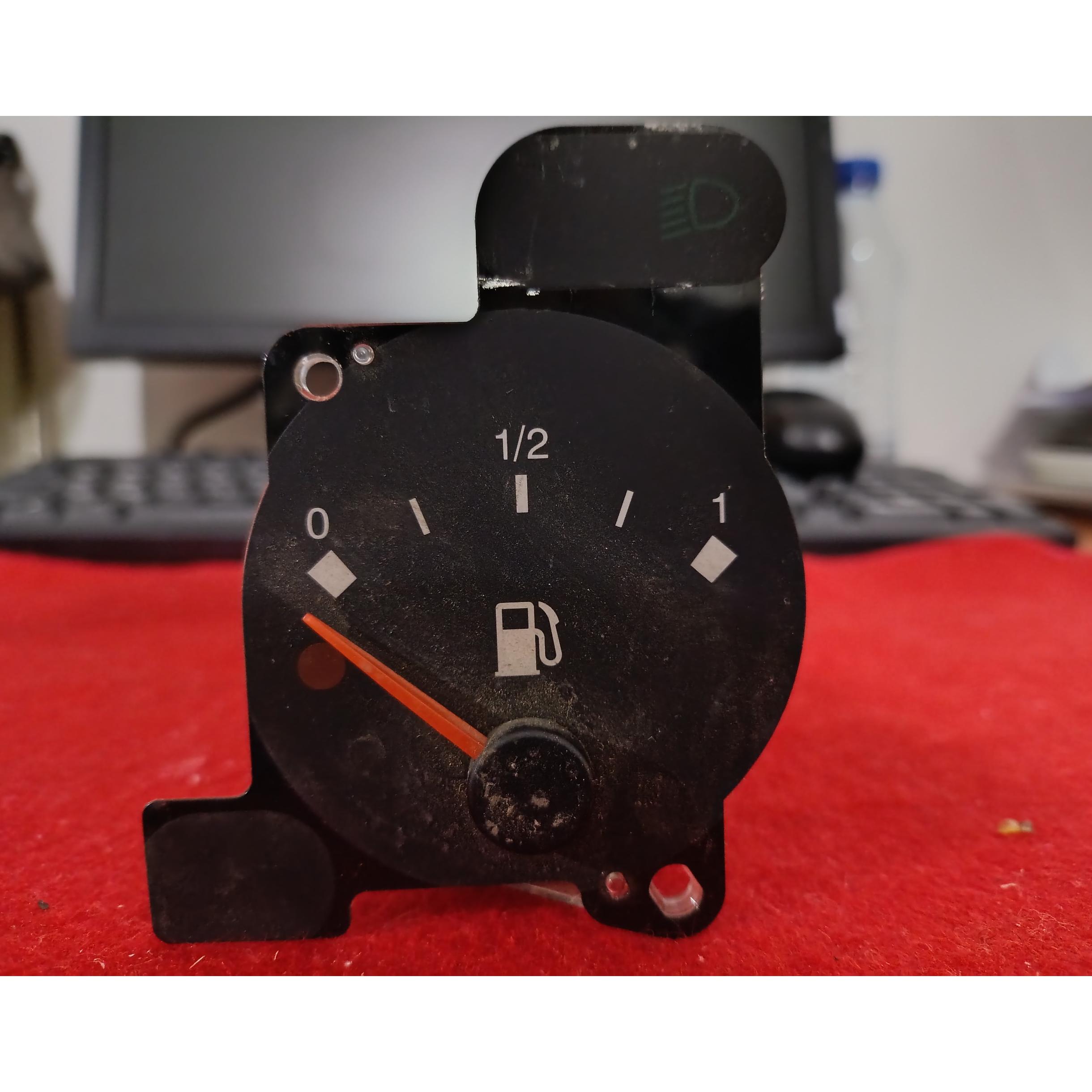 آمپر بنزین پژو و اردی کیلومتر