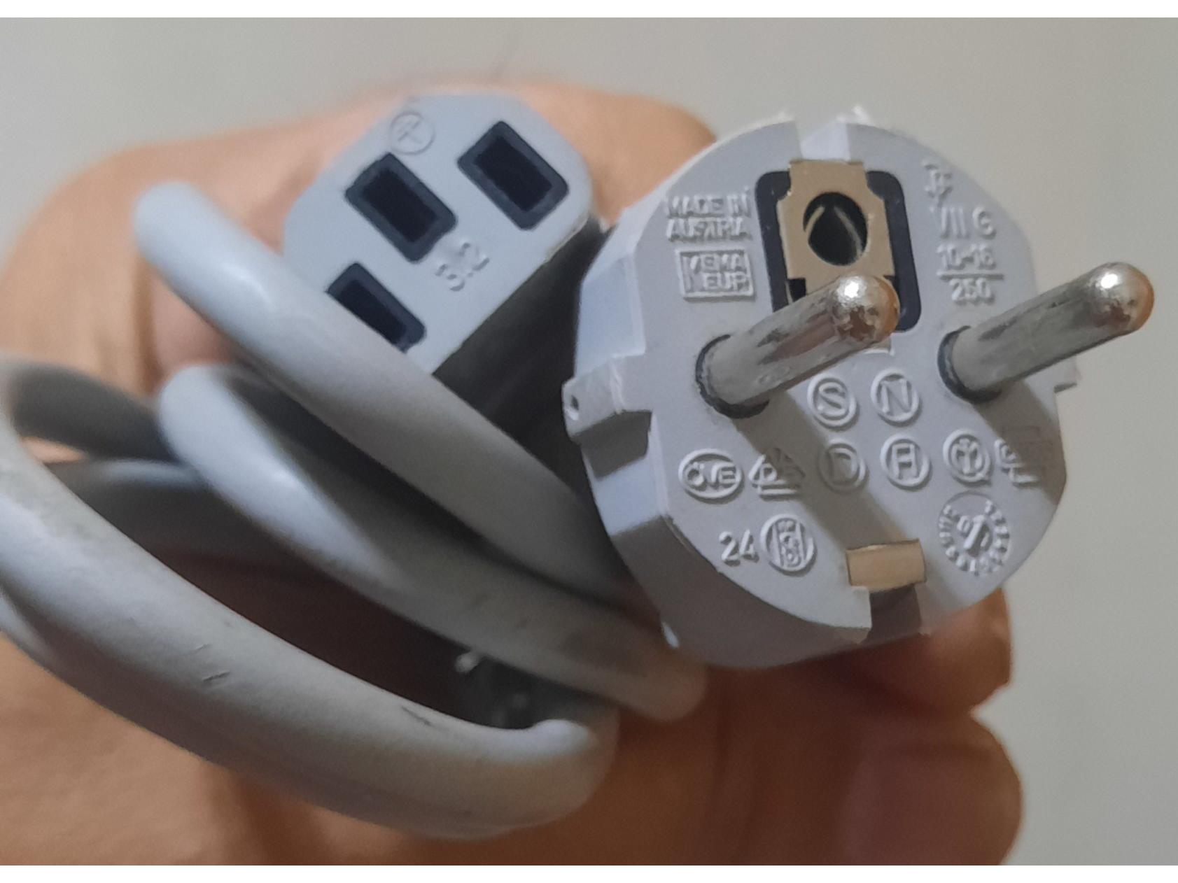 کابل برق رو دستگاهی