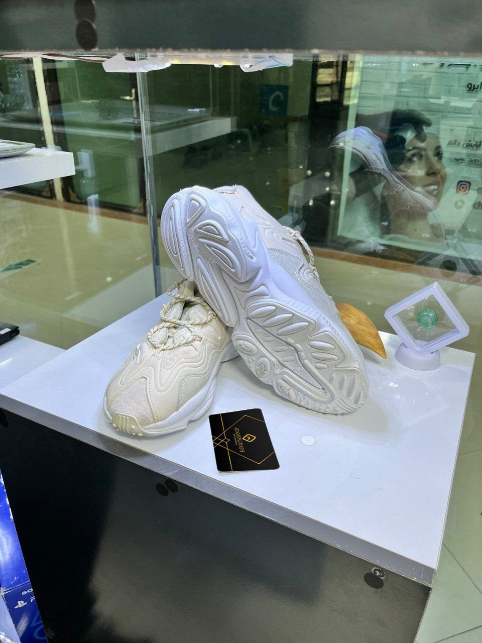 کتونی اورجینال ادیداس ozweego H01183