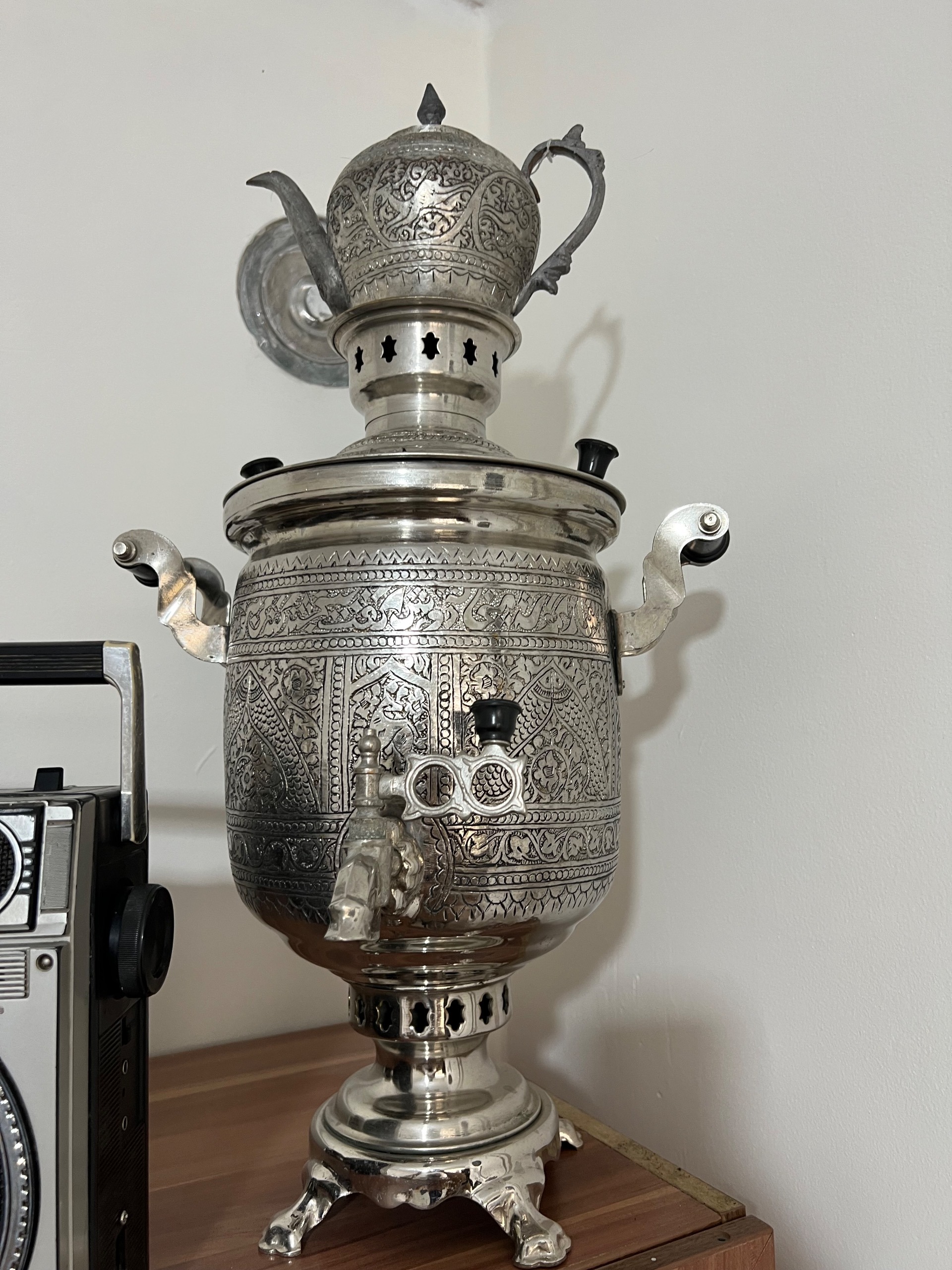 سماور روسی زغالی قلم کاری قدیمی