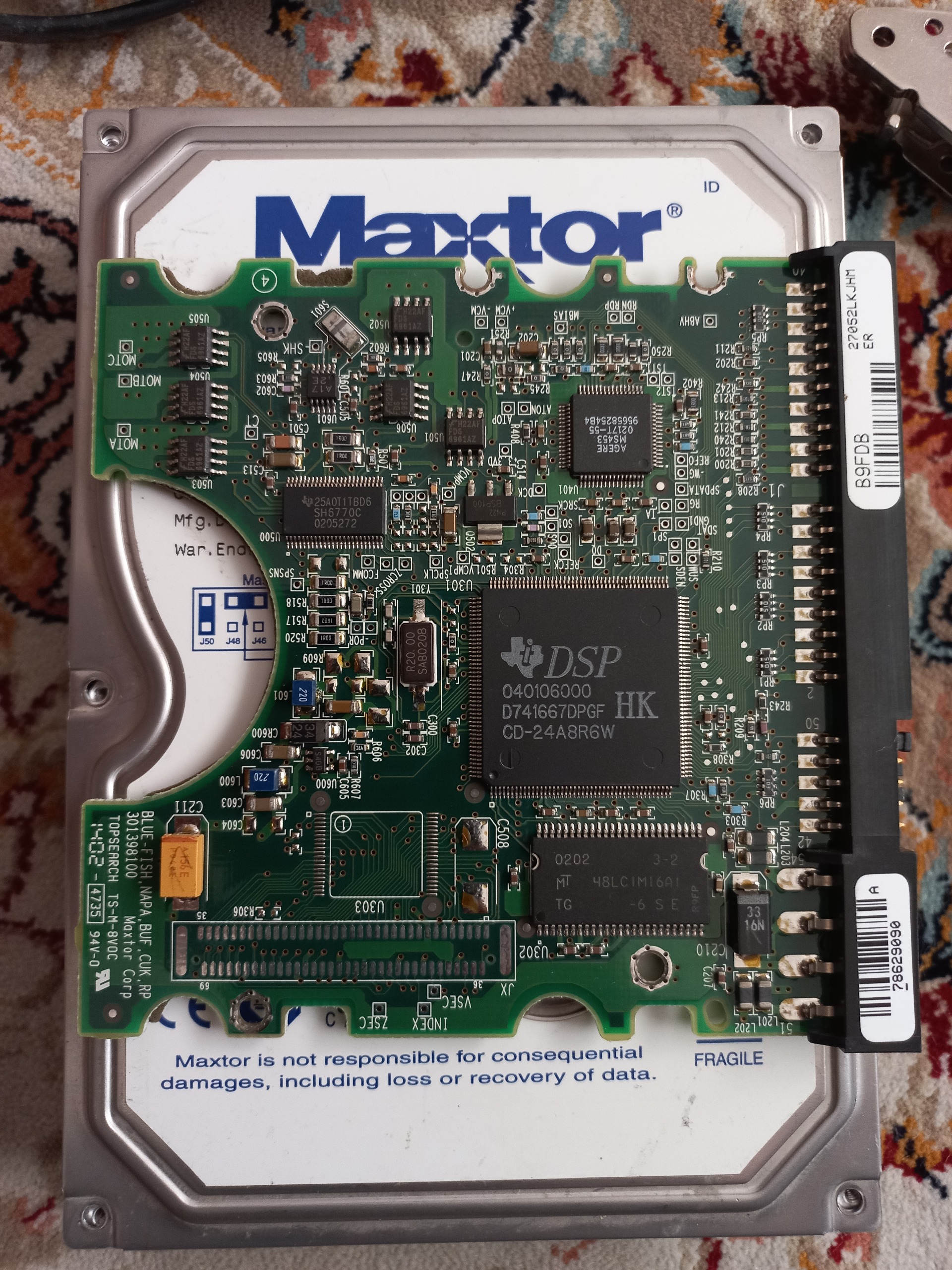 برد و هد هاردmaxtor 4d040h2