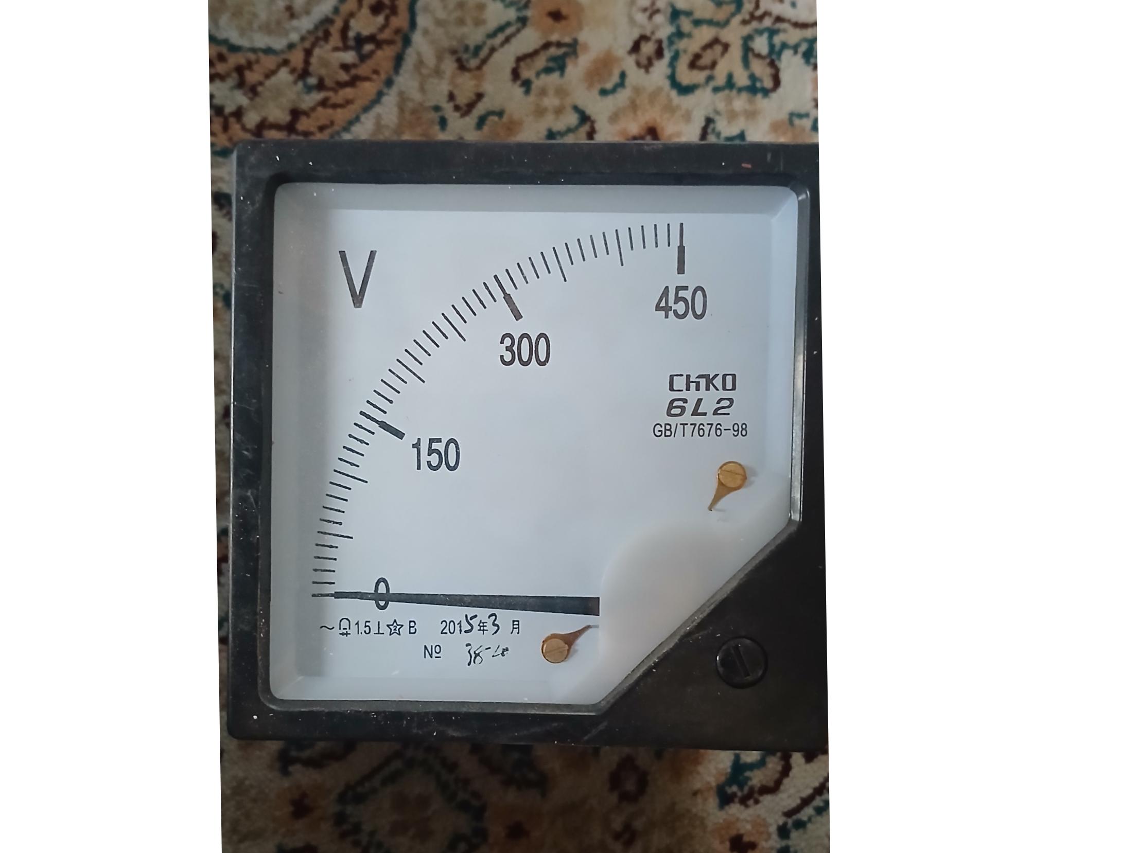 4 عدد ولتمتر آنالوگ