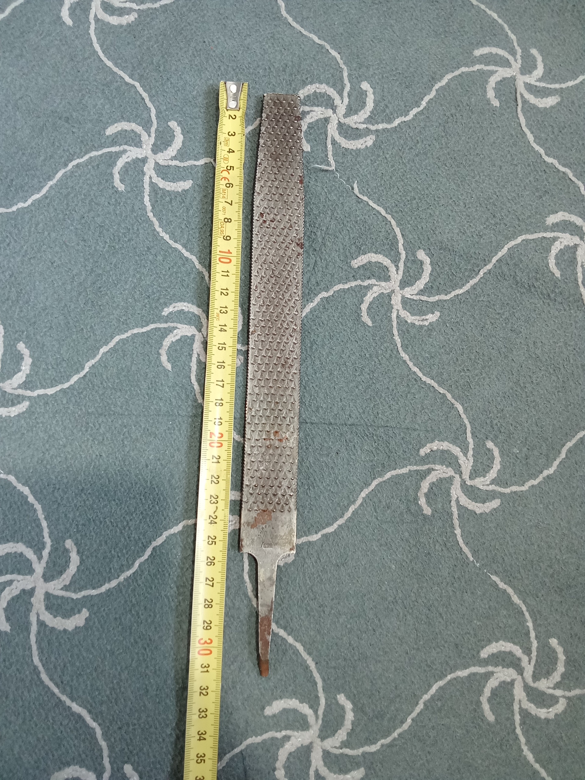 سوهان و چوب ساب قدیمی