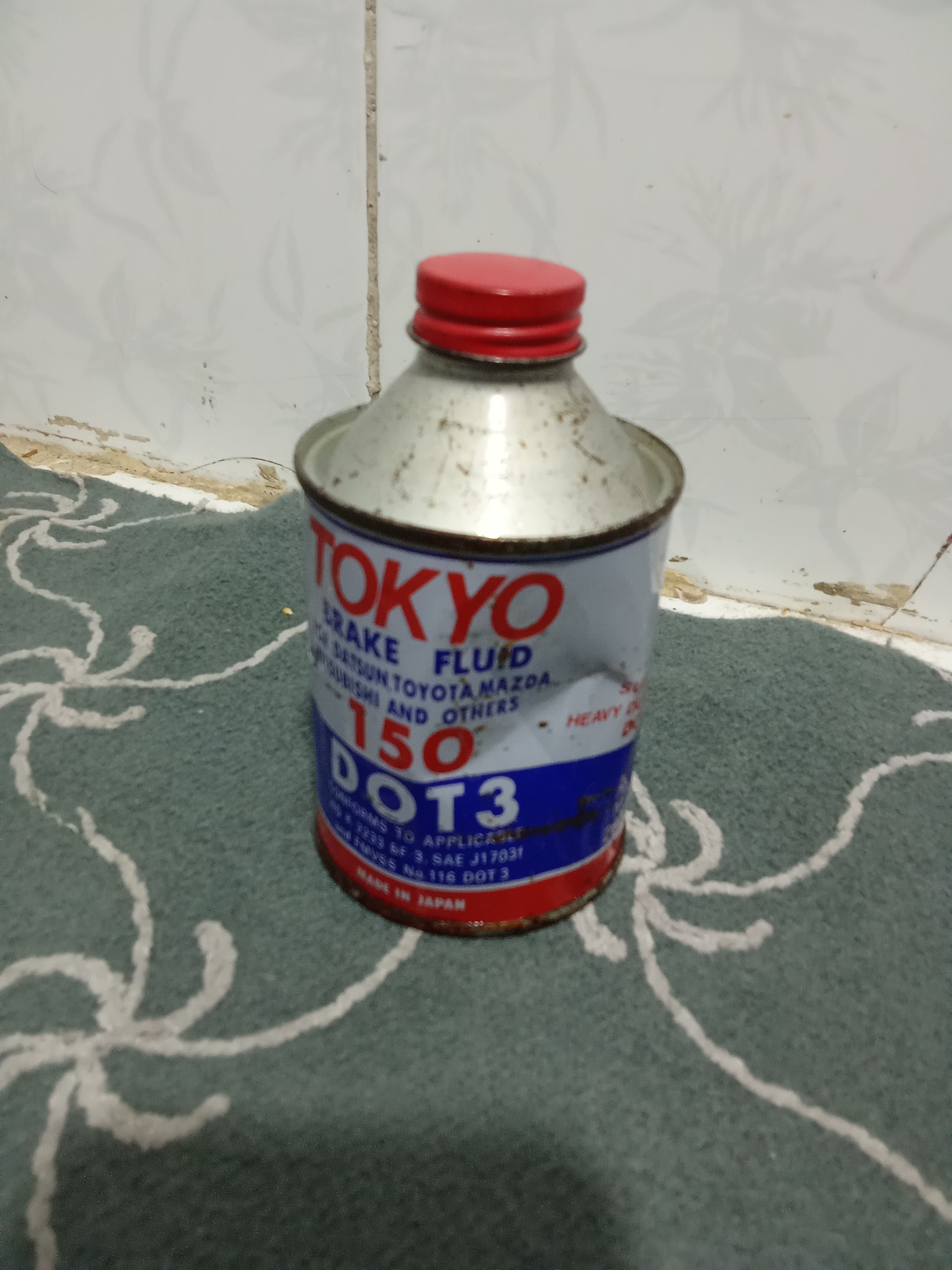 قوطی روغن ترمز ژاپنی