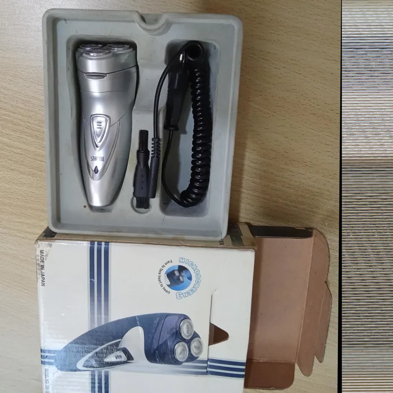 ریش تراش سه تیغ ژاپن