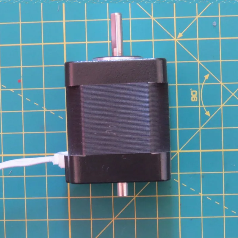 Stepper nema 17