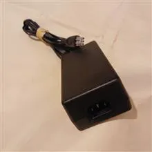 آداپتور
