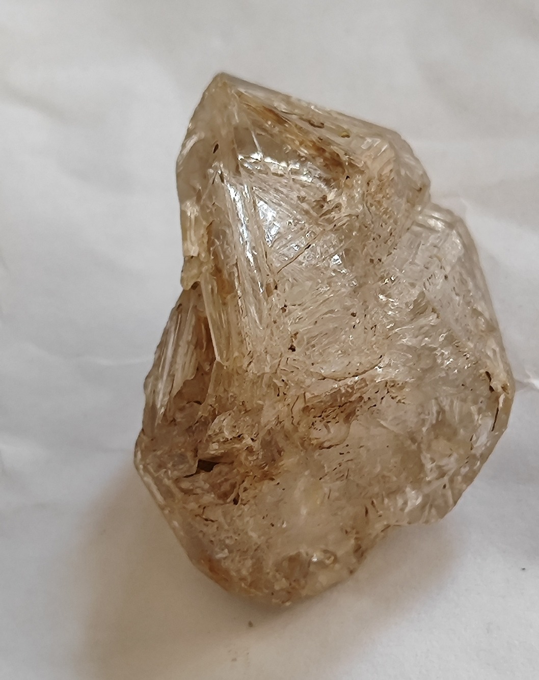 سنگ راف کوارتز یا الماس هرکیمر