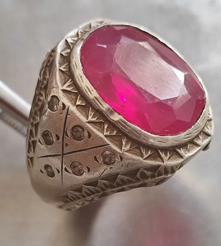 انگشتر قدیمی یاقوت فیسل آبادی (وارداتی )