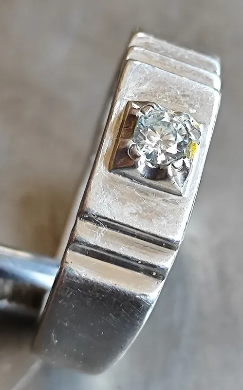 انگشتر برلیان طبیعی