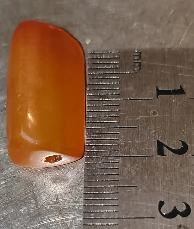 مهره عقیق کهنه تراش خورجینی