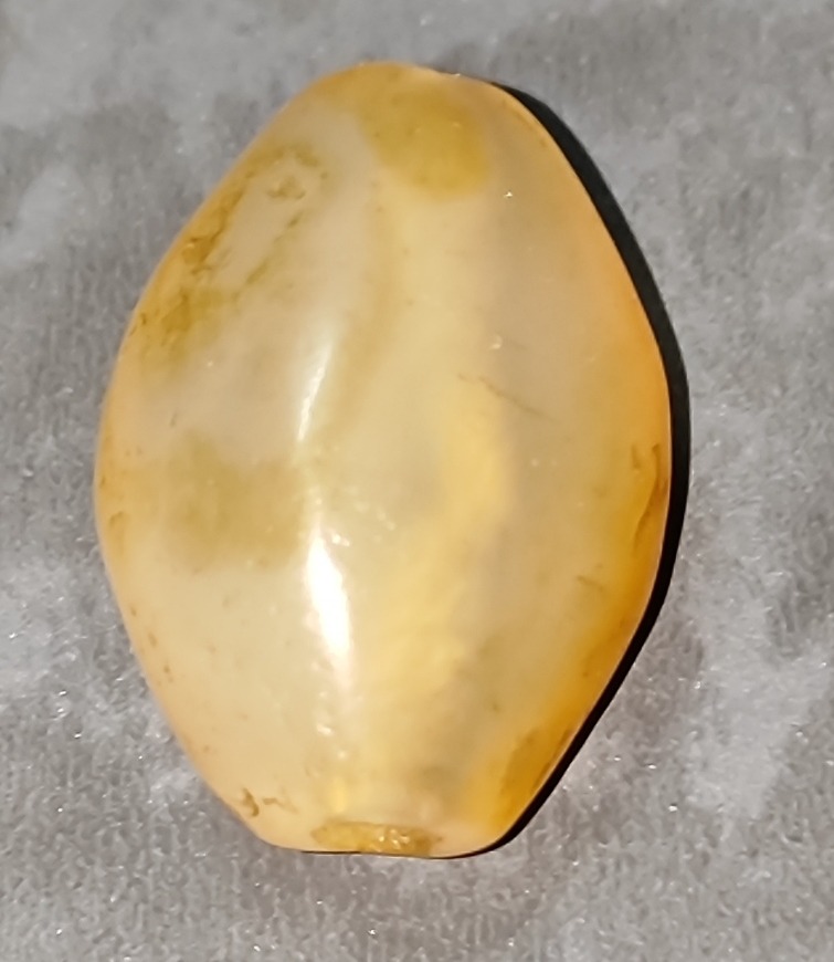 مهره جزع یمنی کهنه تراش خمره ای