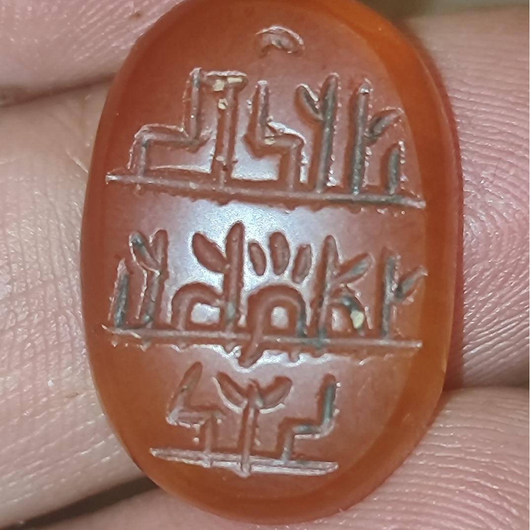 نگین عقیق خط کهنه