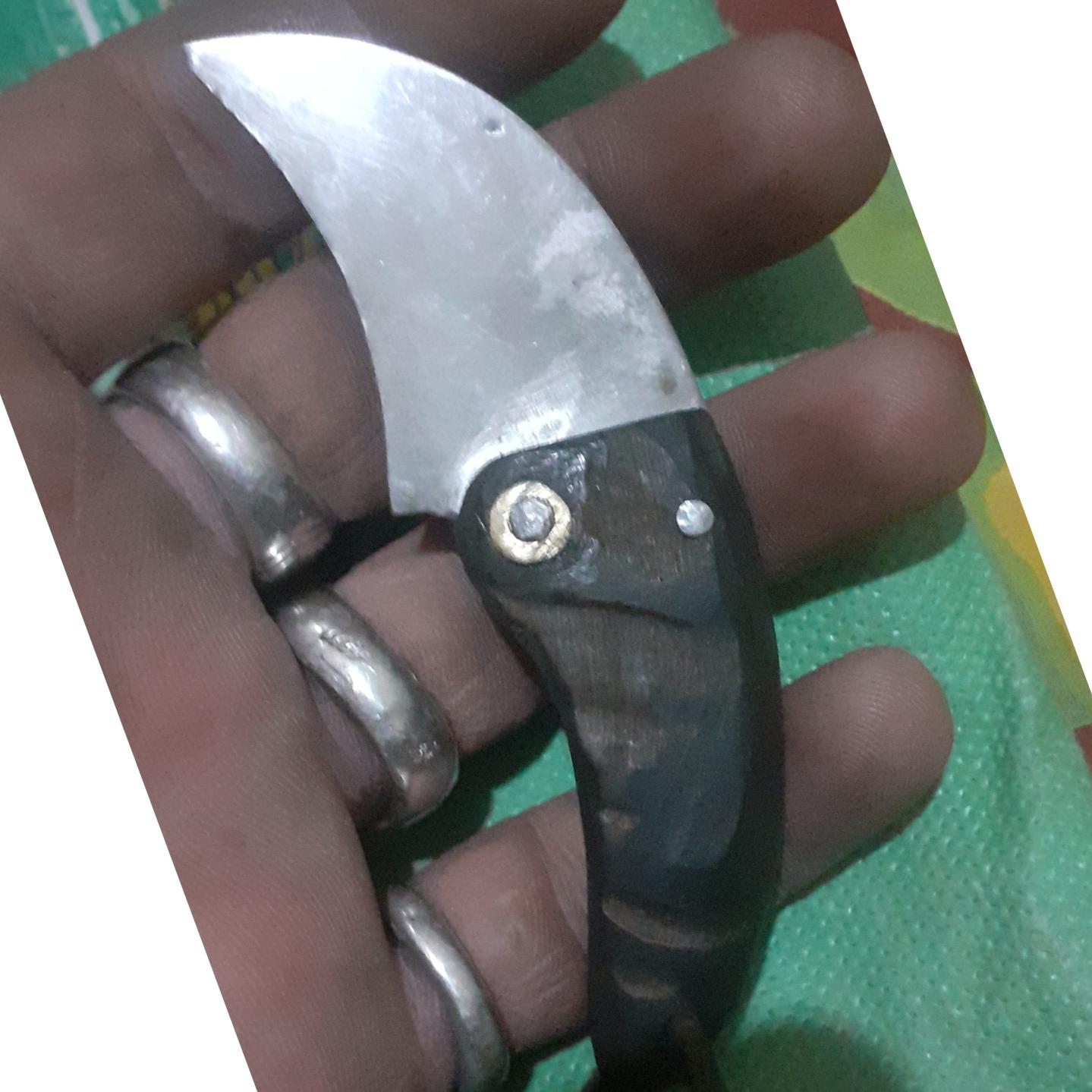 چاقو کاربردی جاکلیدی دستساز چوپونی تیییز