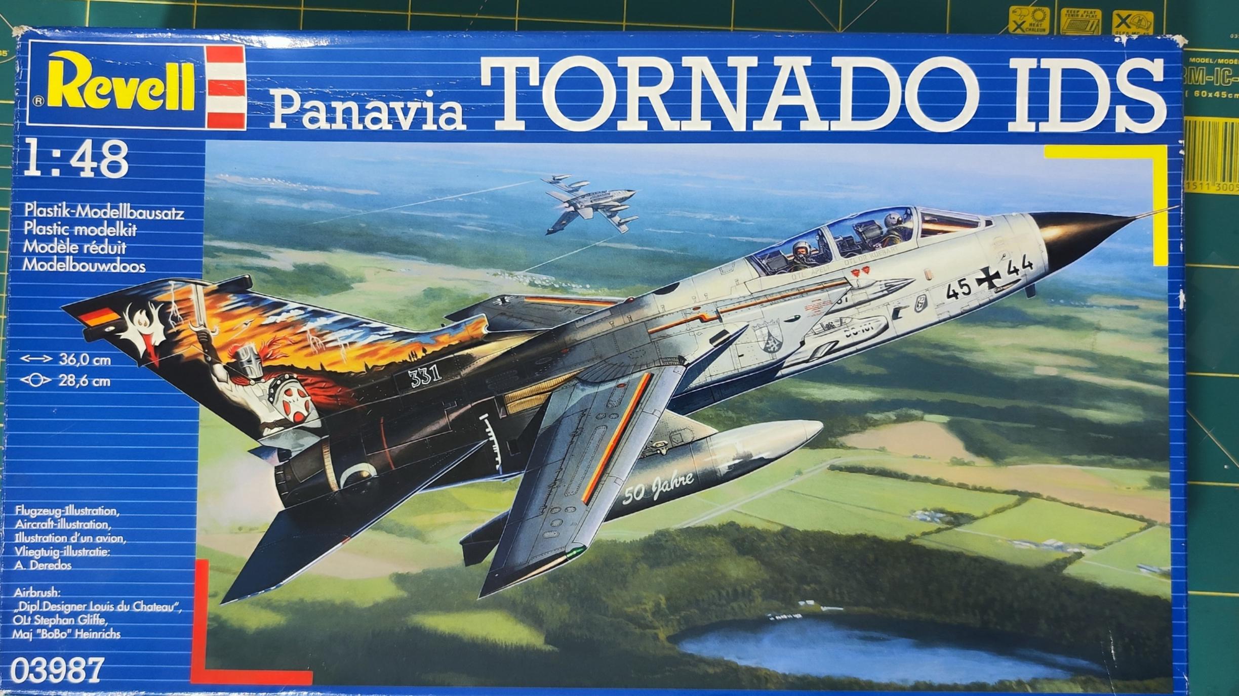 کیت تورنادو 148 Revell
