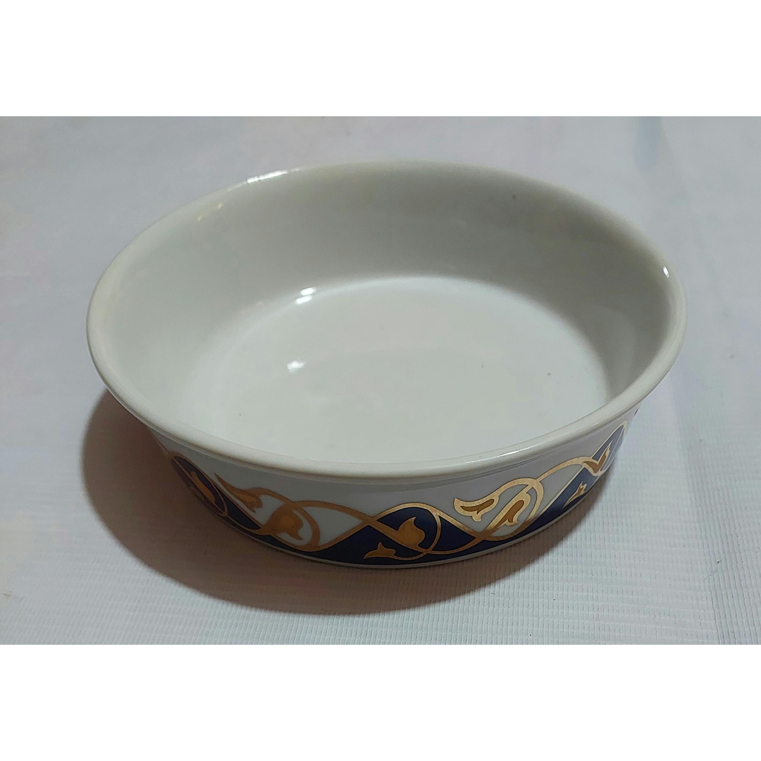 ظرف چینی پایه دار (طرح دار)