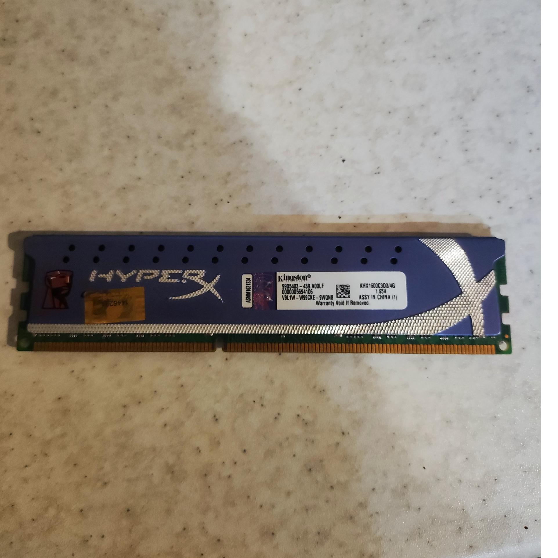 رم 4 گیگ 1600 HyperX