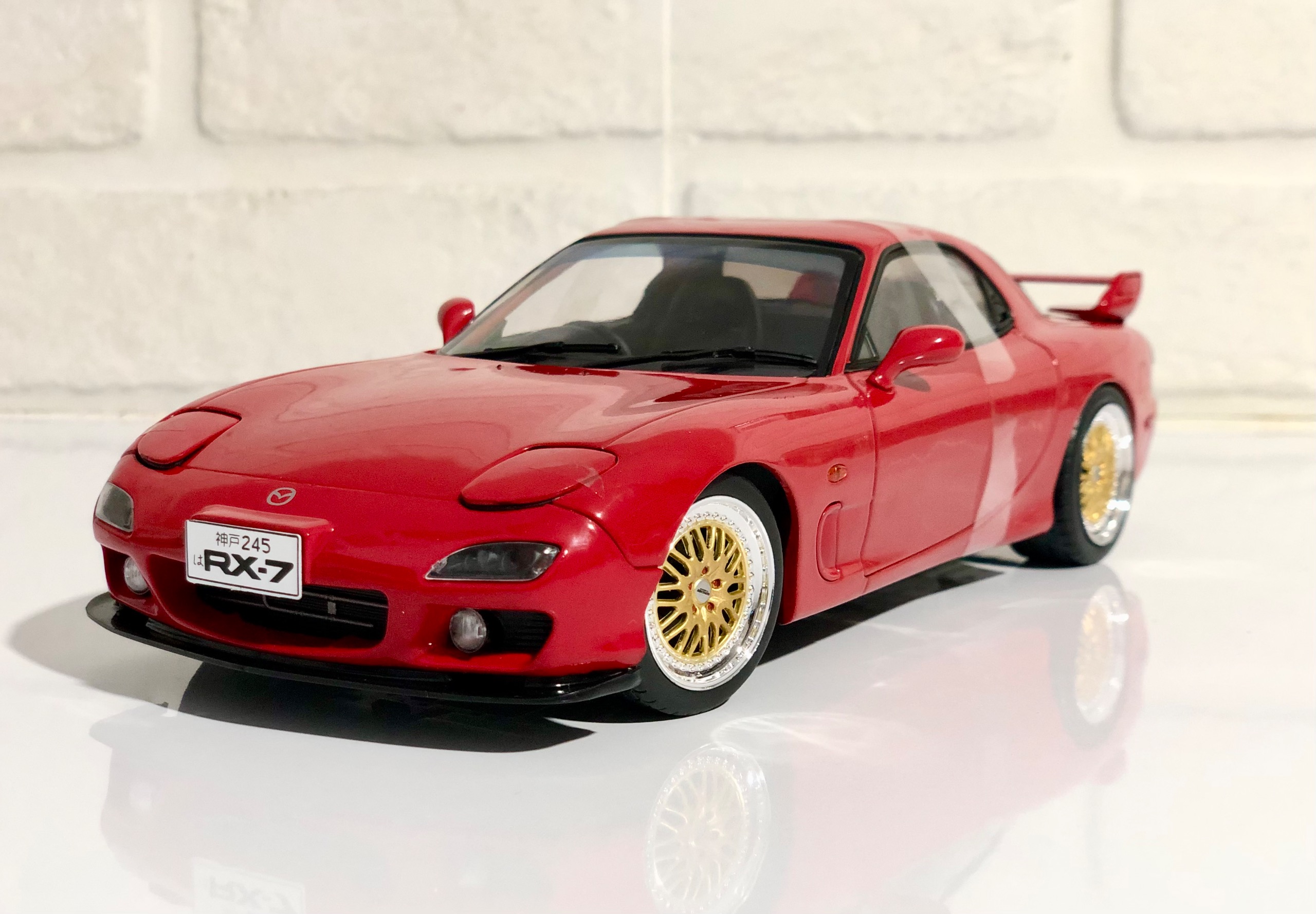 ماکت جذاب مزدا RX7 سولیدو 1/18