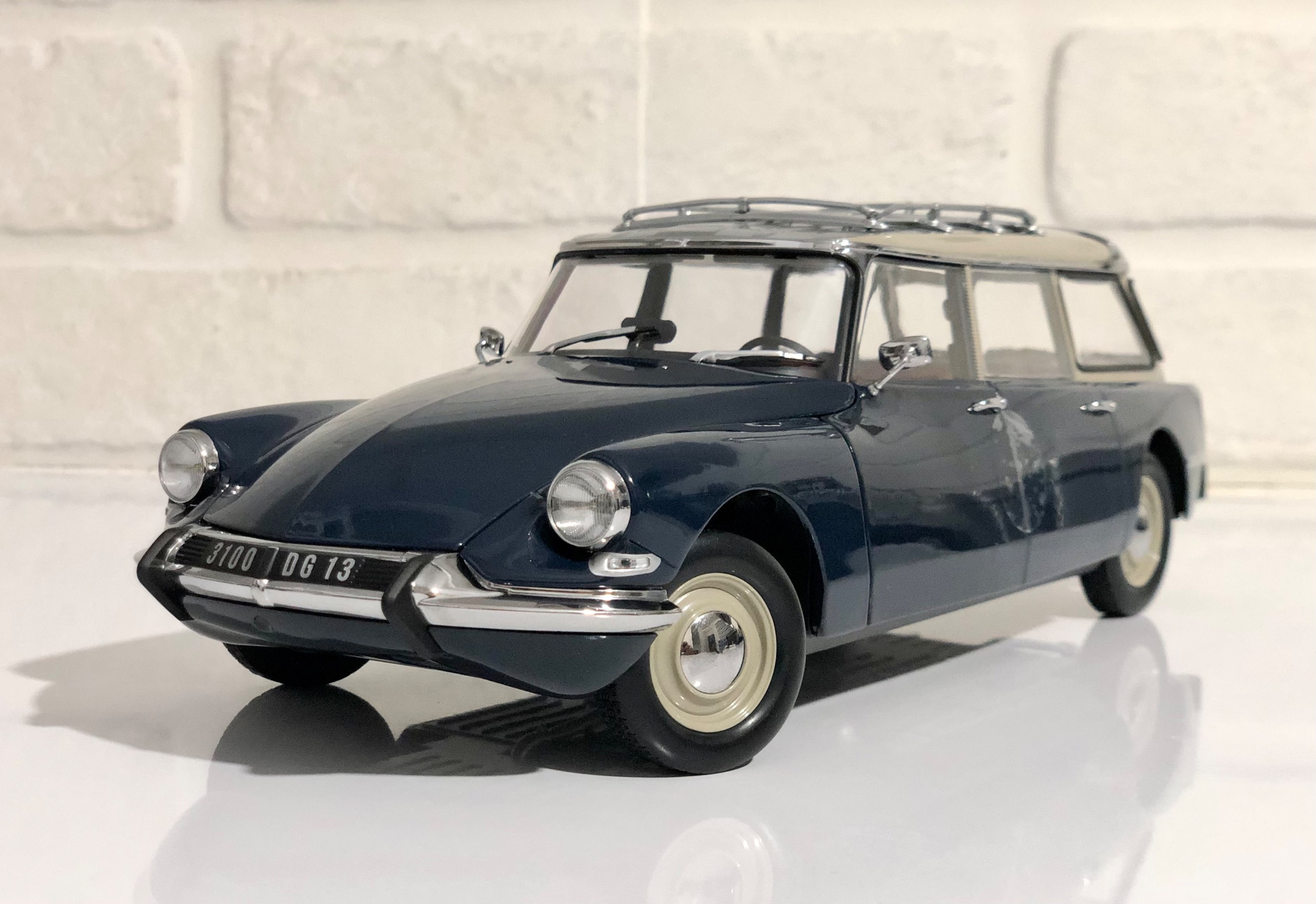 ماکت نایاب و بینظیر سیتروئن 1/18 نورو