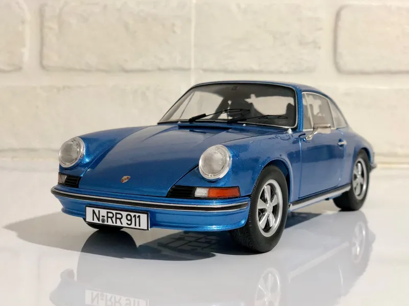 ماکت کمیاب پورشه 911 S کوپه 1/18 شوکو