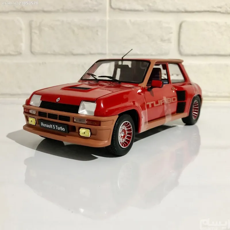 ماکت جذاب و خوش ساخت رنو 5 TURBO سولیدو 1/18