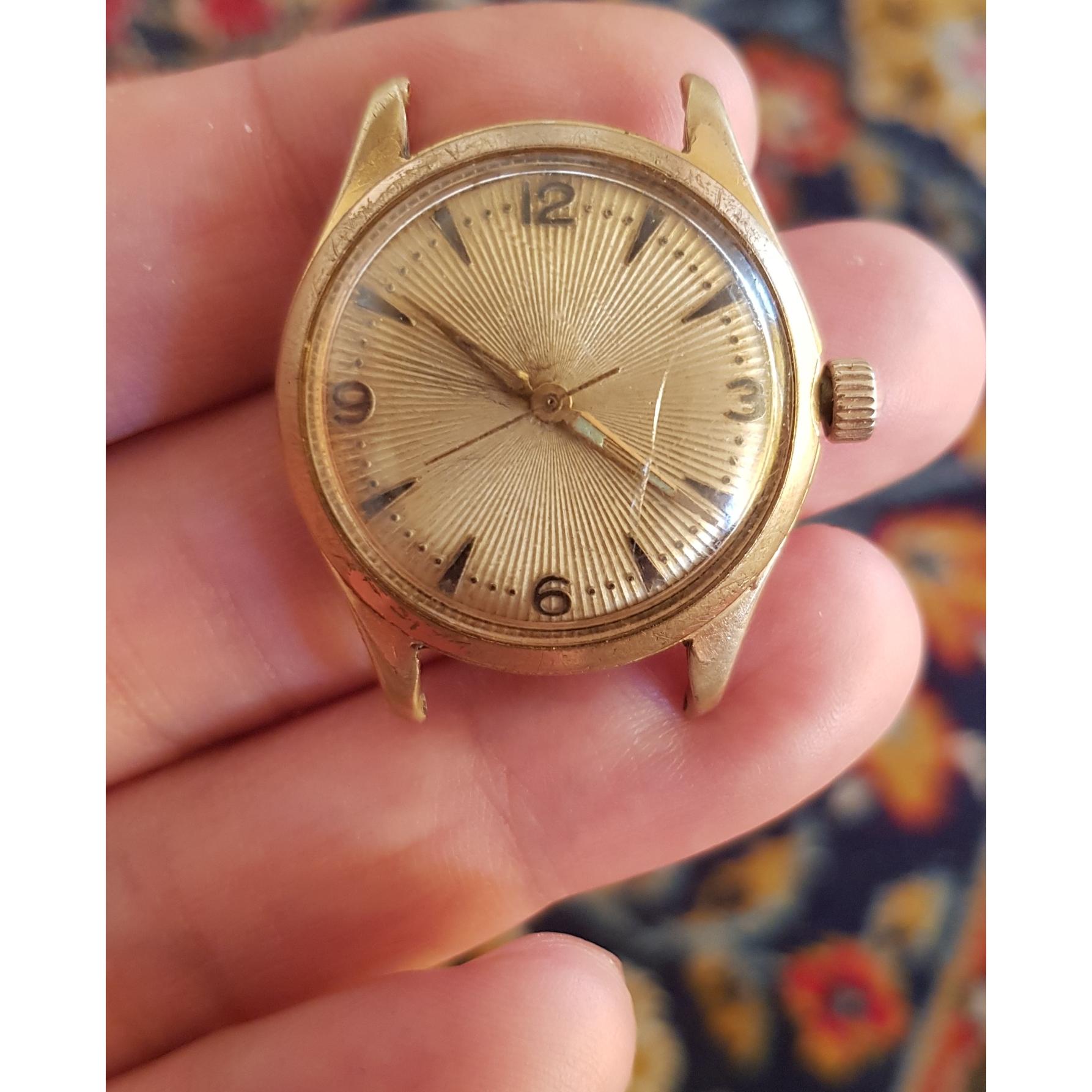 ساعت کوکی سوئیسی