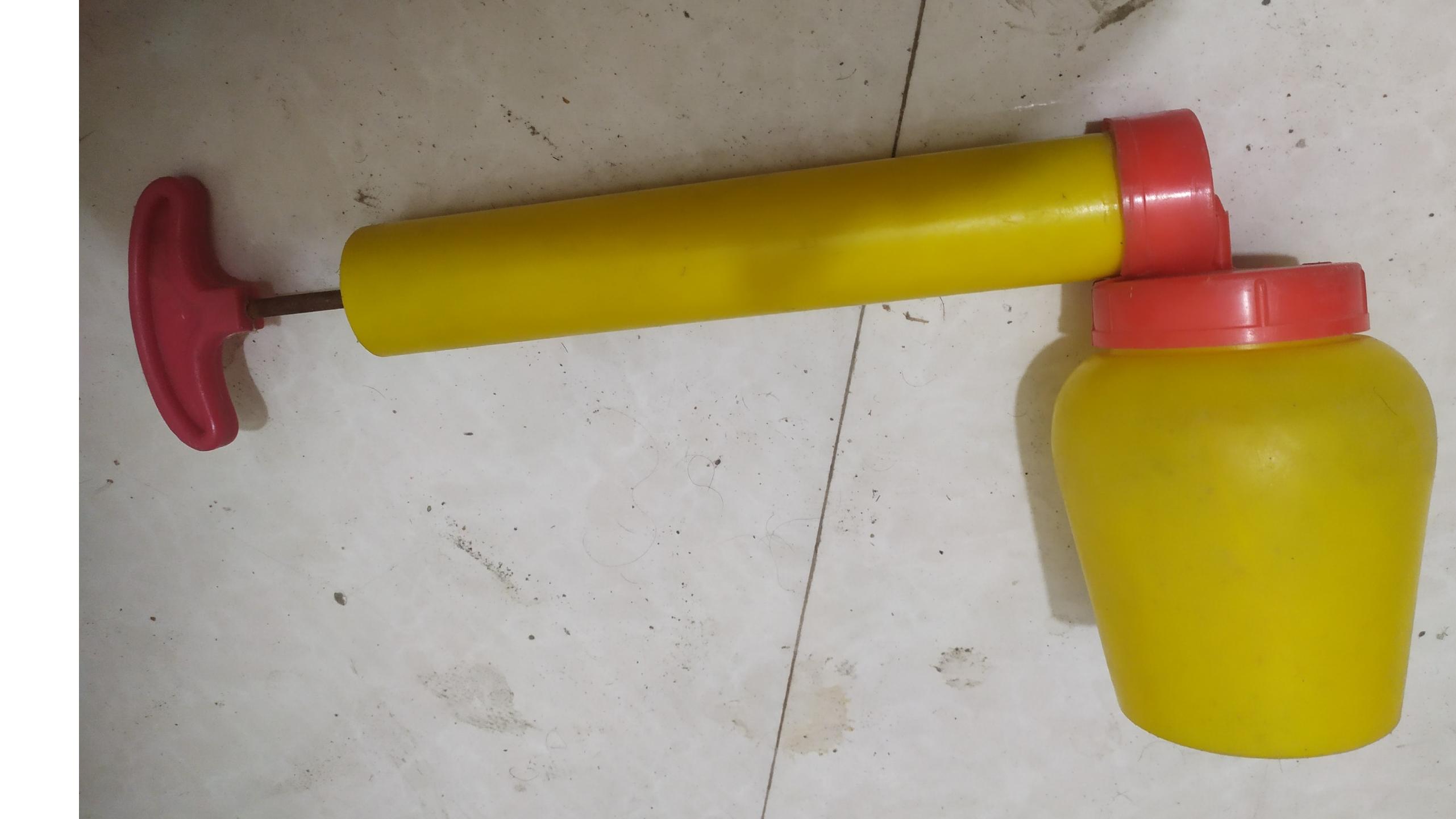 سمپاش نیم لیتری دستی