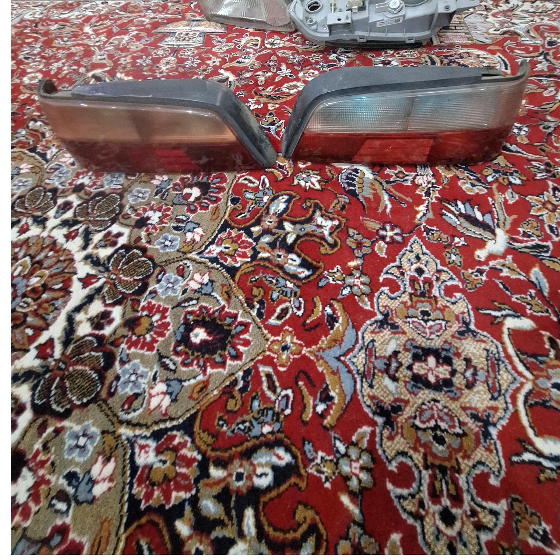 چراغ عقب پارس