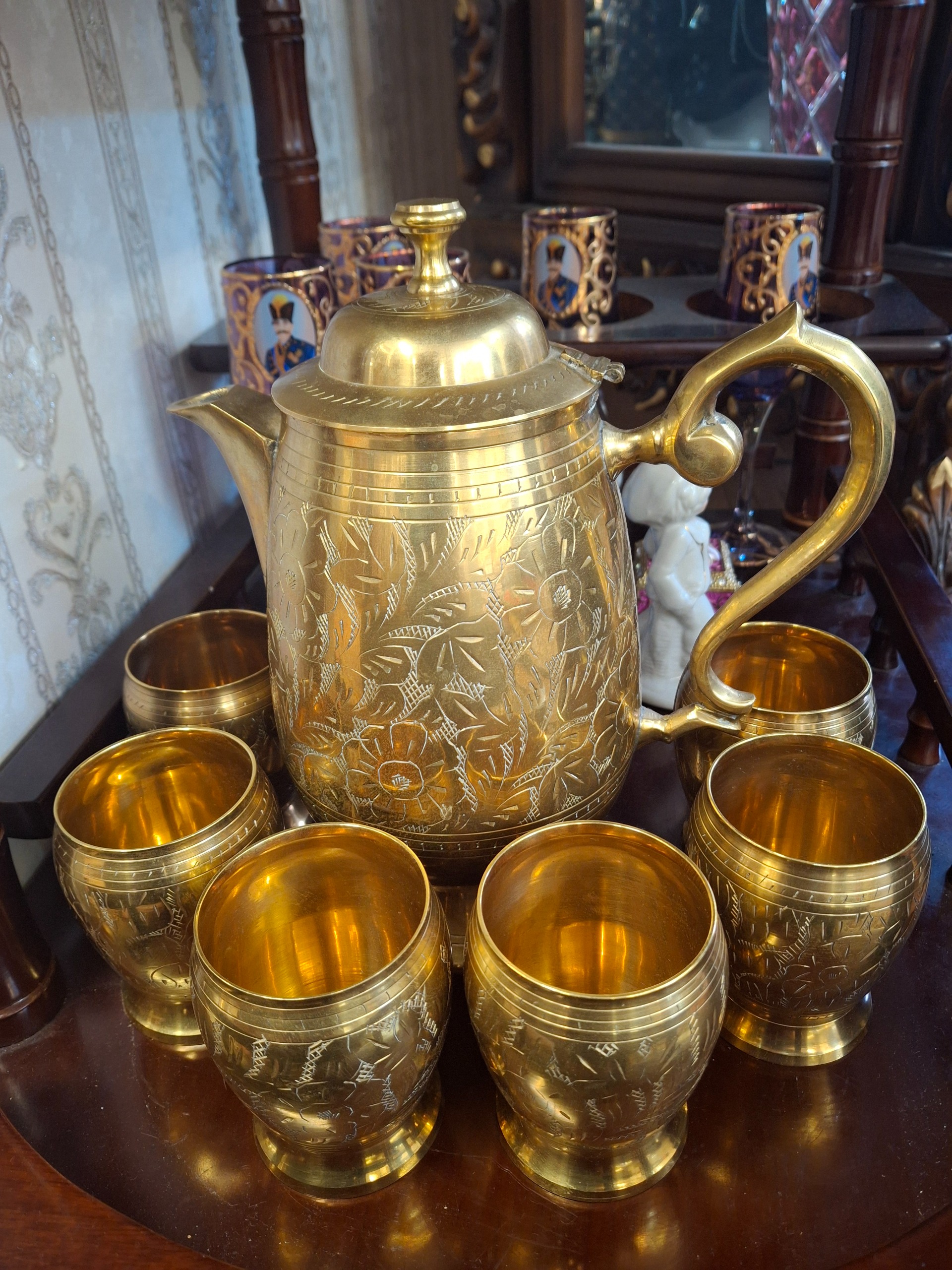 قوری و استکان برنز هندی 8 پارچه