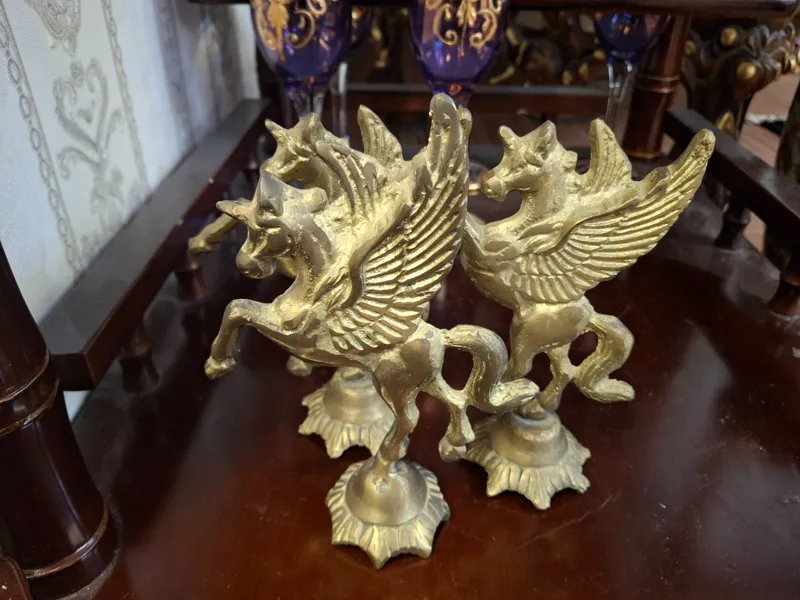 مجسمه برنز 3 عددی اسب بالدار 725 گرمی