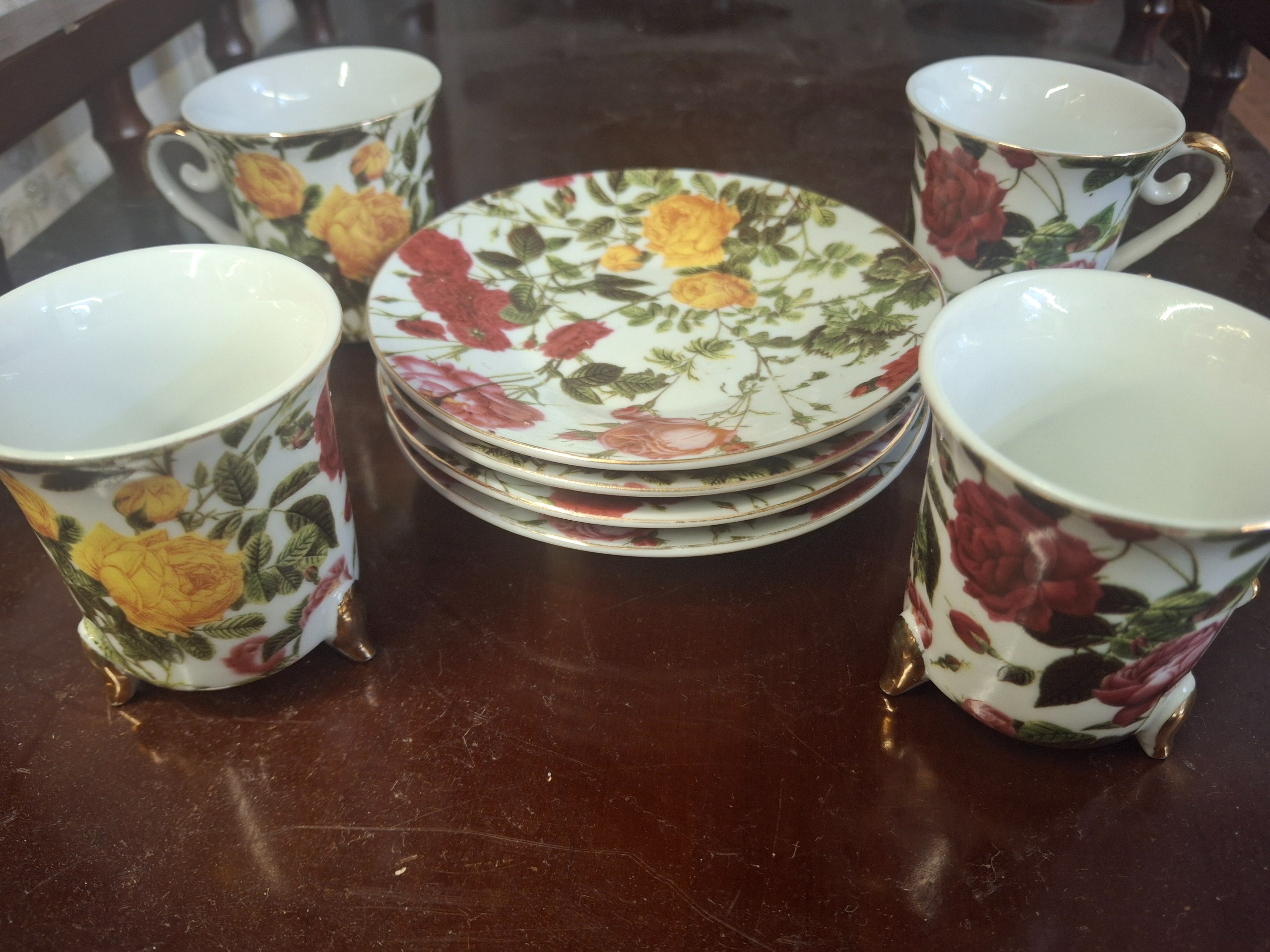 فنجان و نعلبکی چینی قهوه خوری 8 پارچه 4 نفره