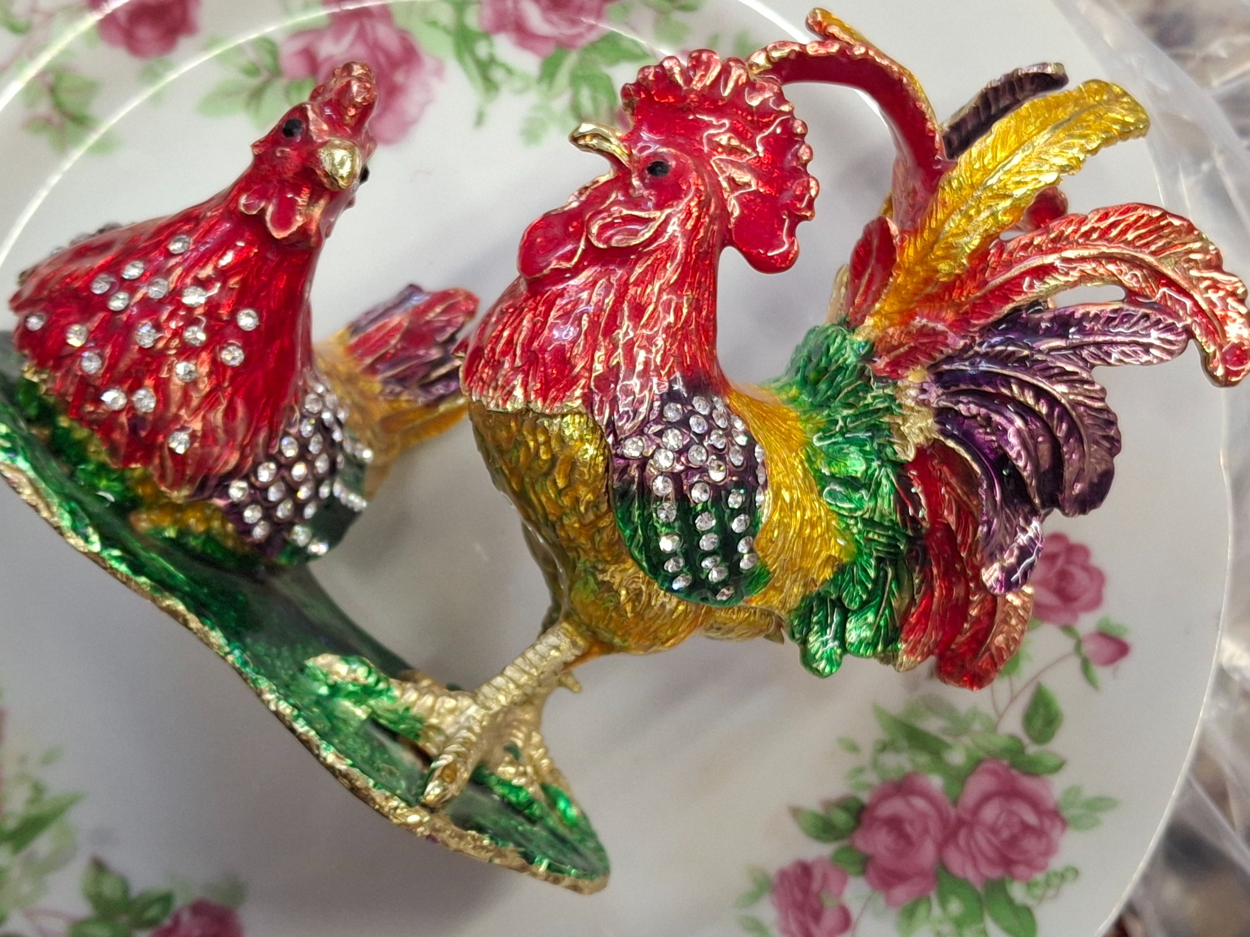 جاجواهری مرغ و خروس