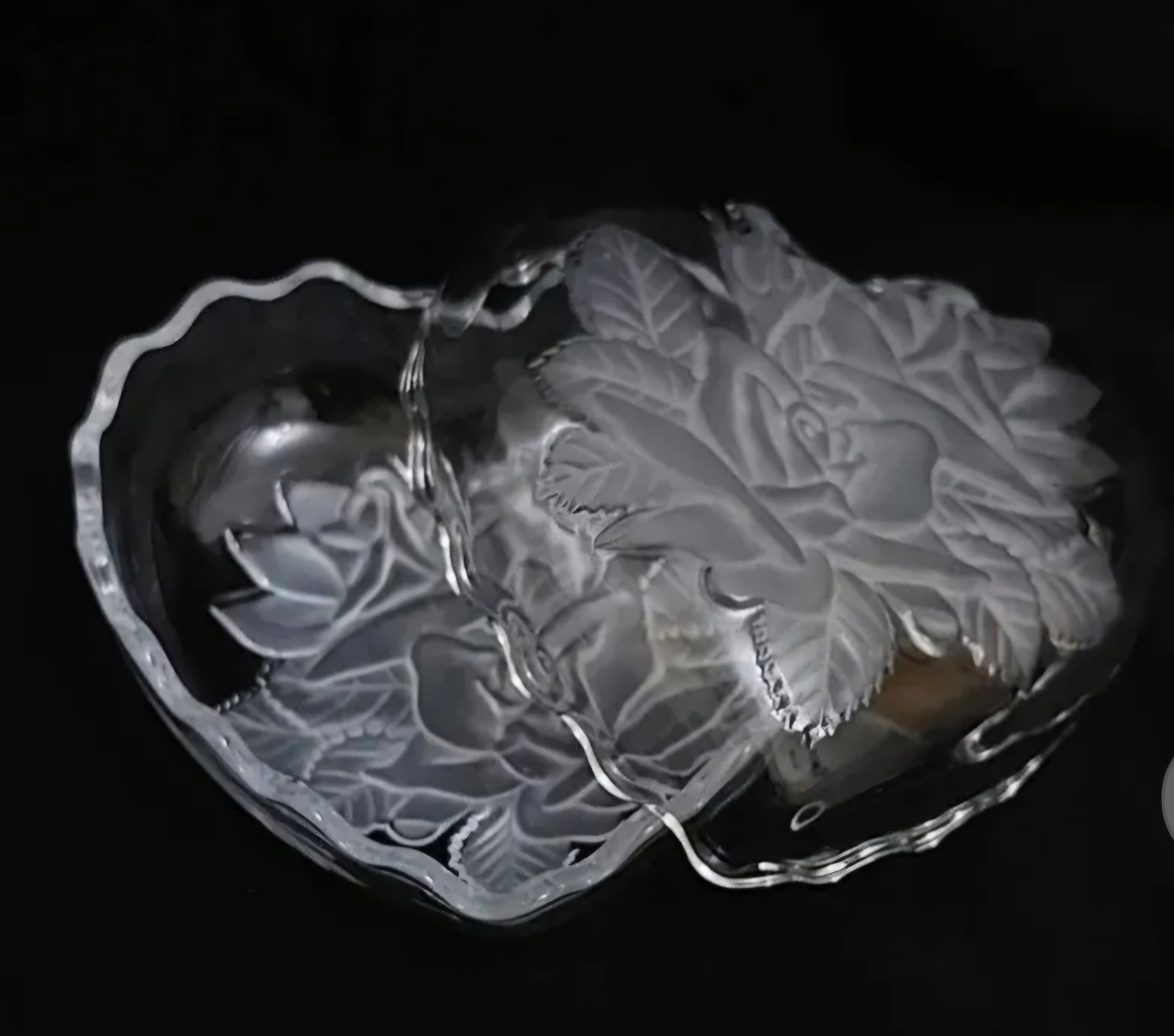 شکلات خوری بلوری قلبی یخی دربدار