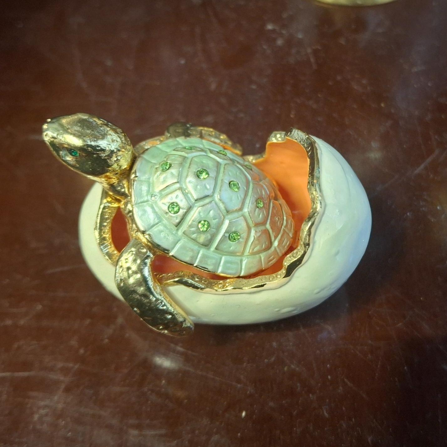 جعبه جواهر لاک پشت