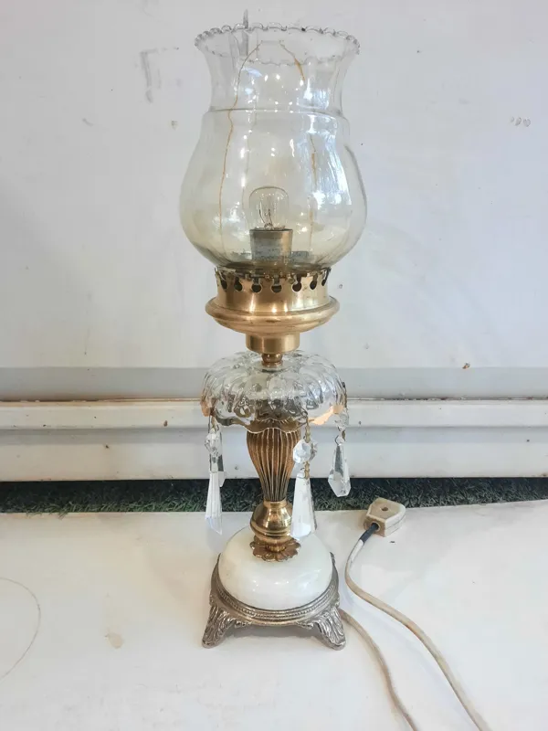 شمعدان 60 ساله برنجی توضیحات در پایین صفحه